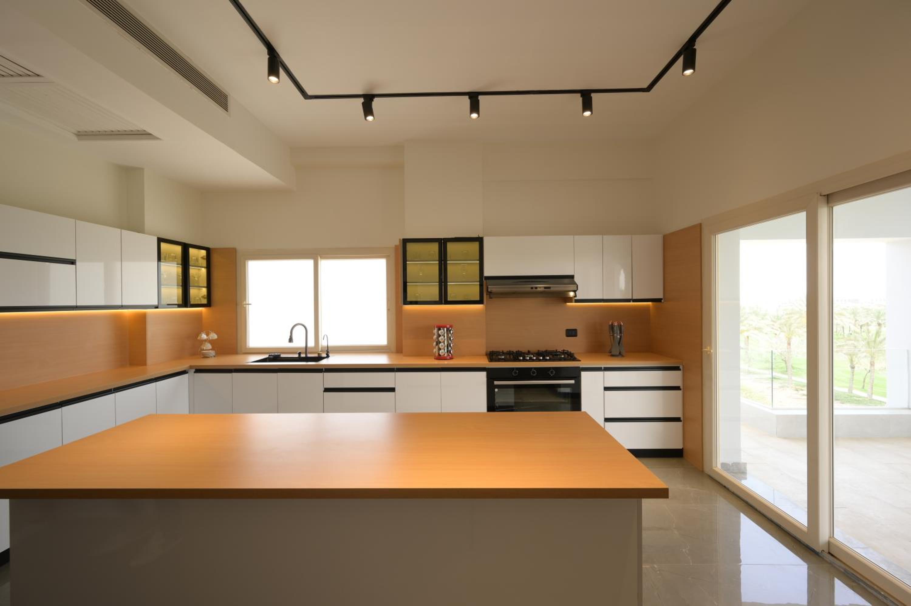 Zyra Golf Residence