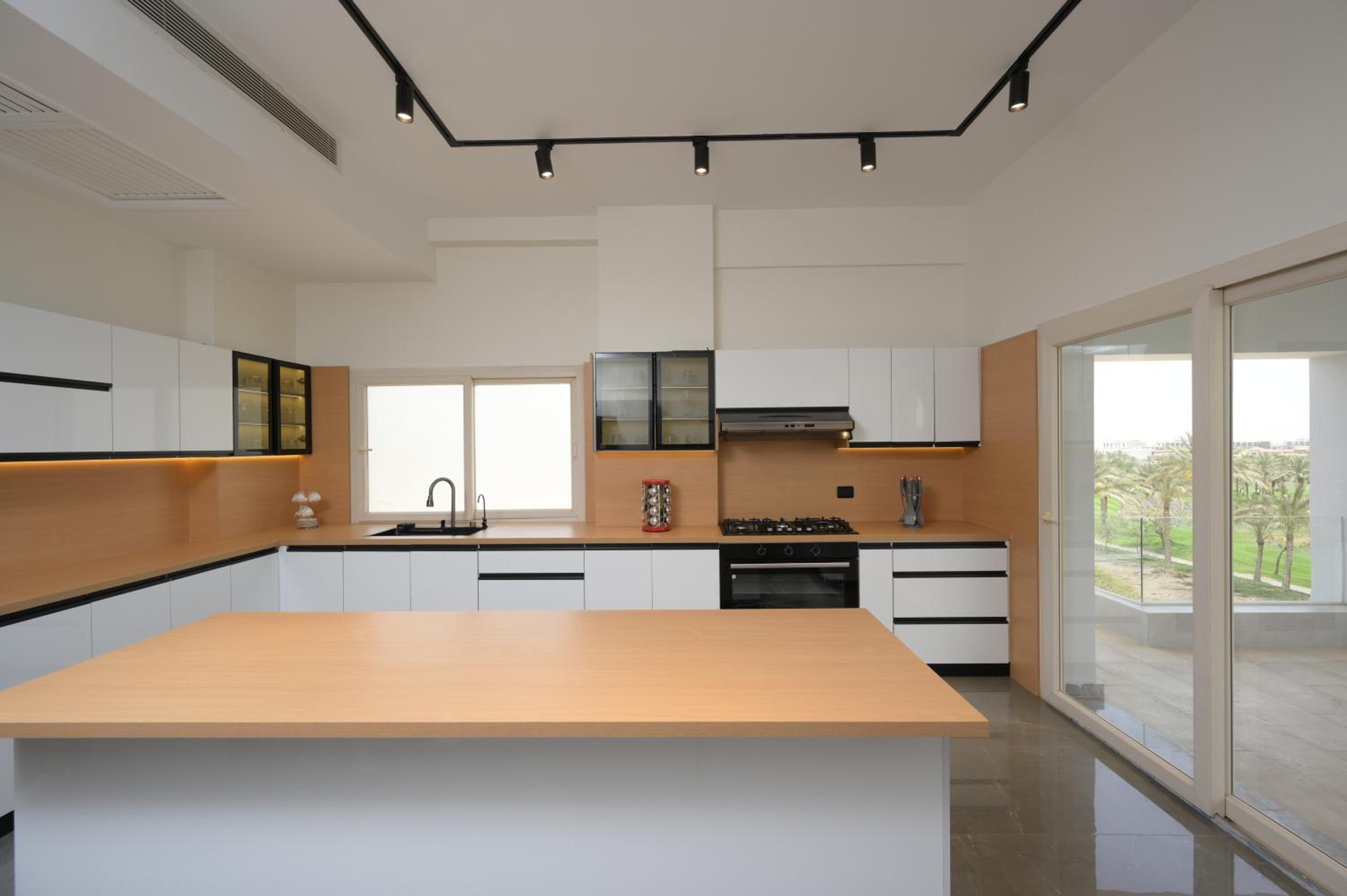Zyra Golf Residence