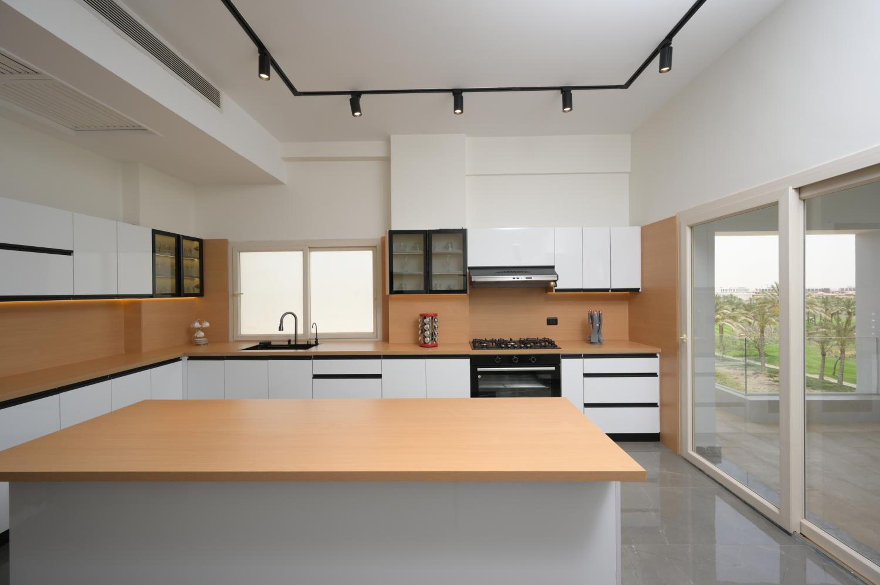 Zyra Golf Residence