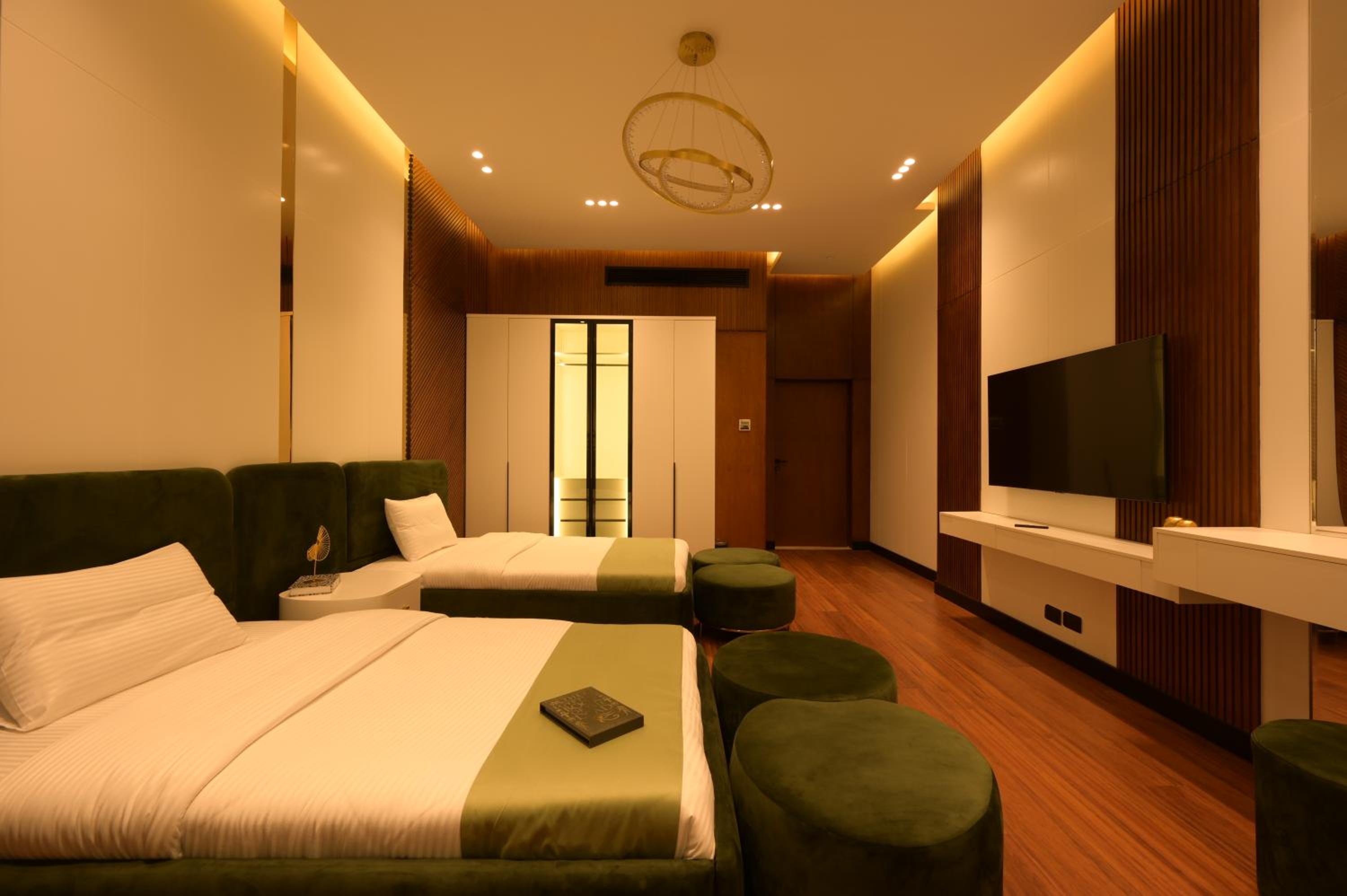 Zyra Golf Residence