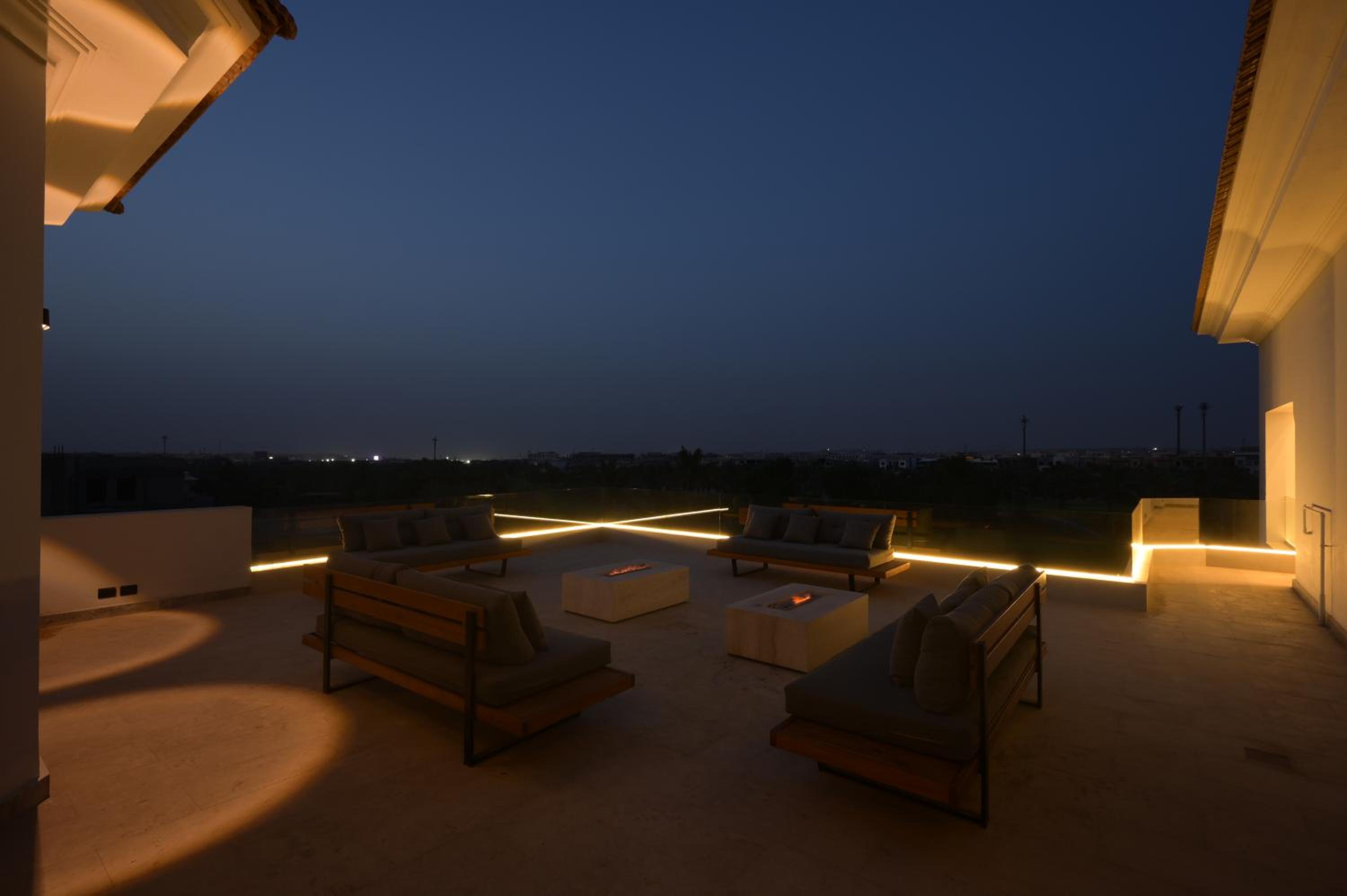 Zyra Golf Residence