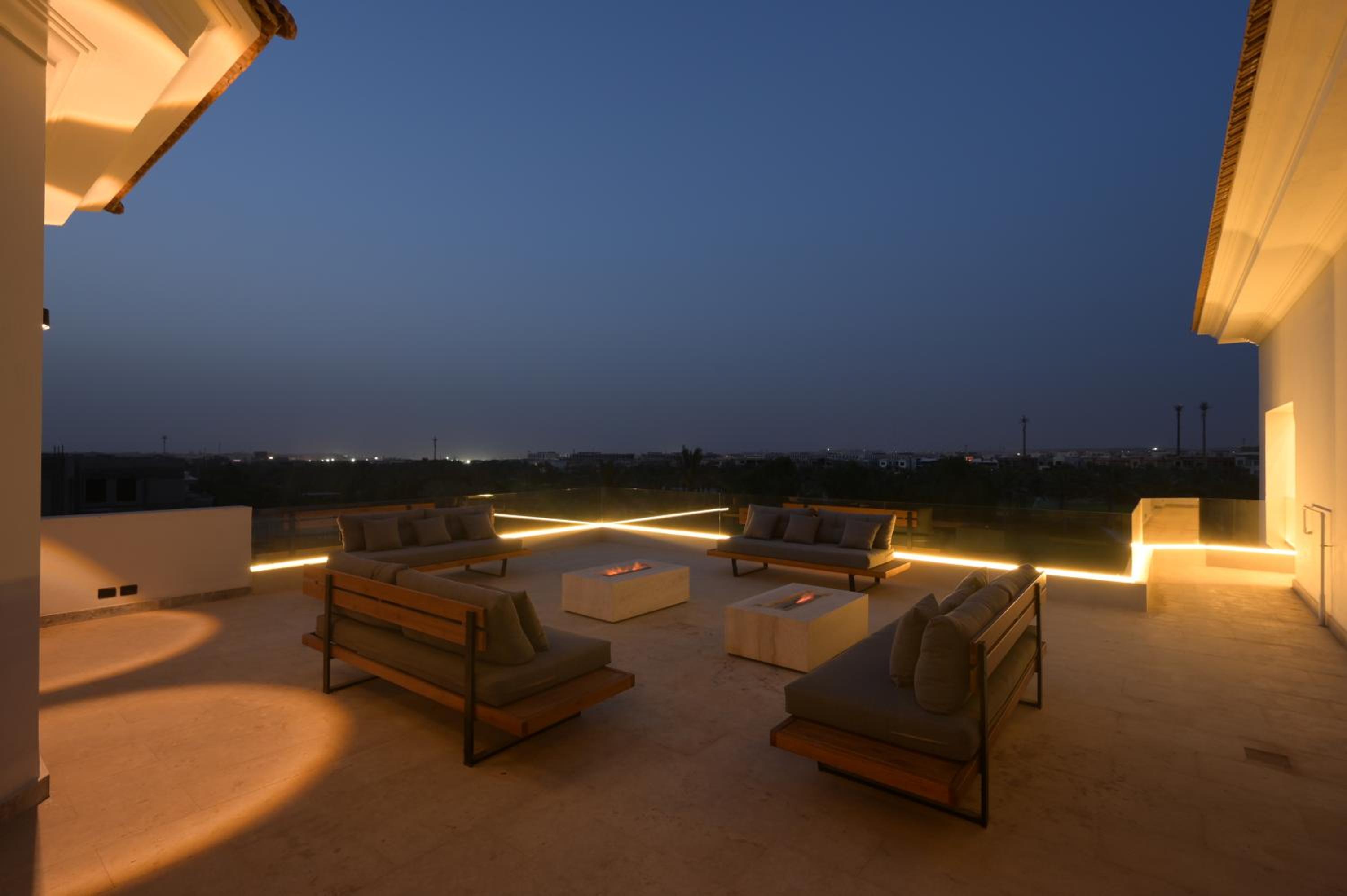Zyra Golf Residence