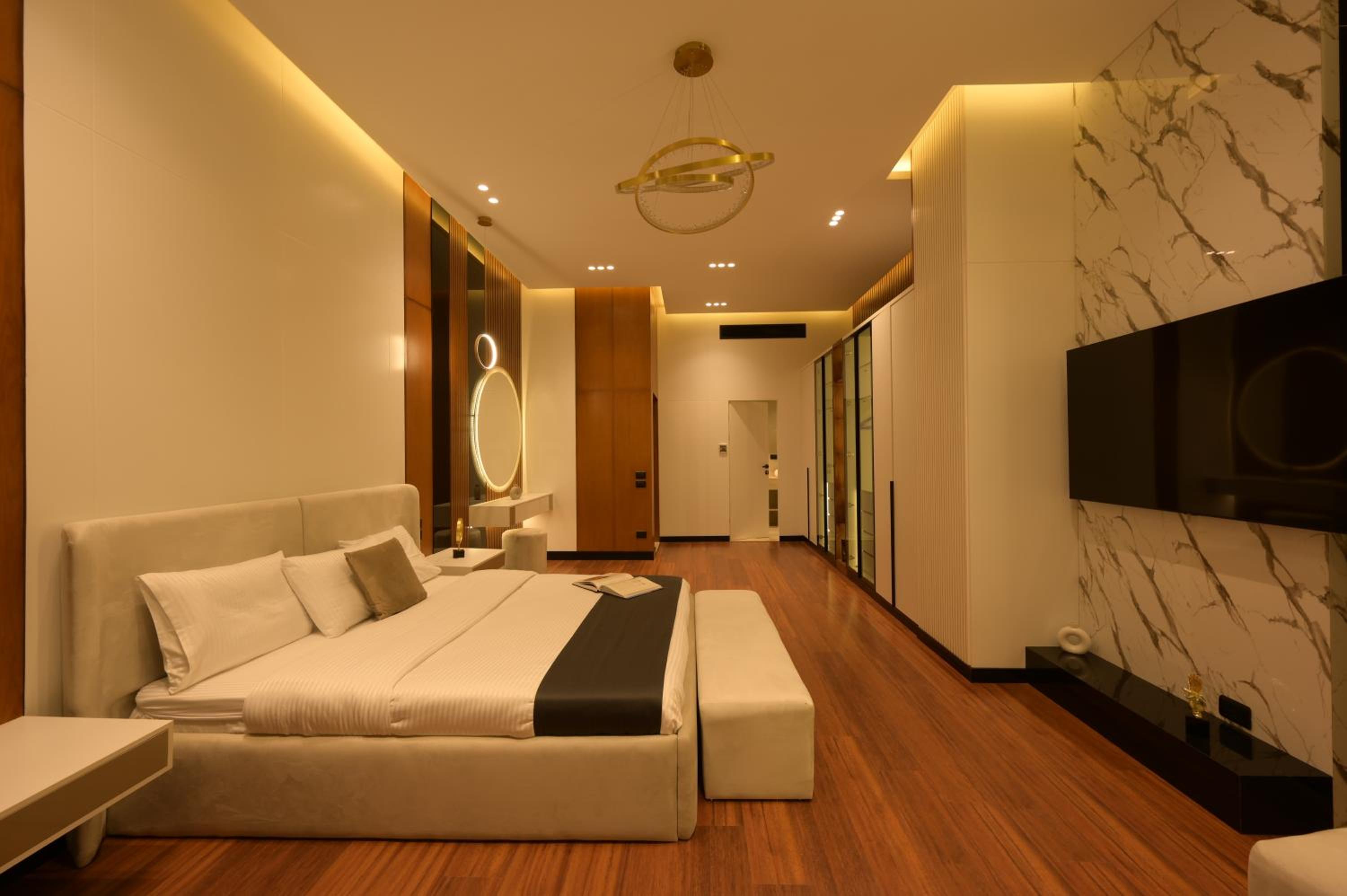 Zyra Golf Residence
