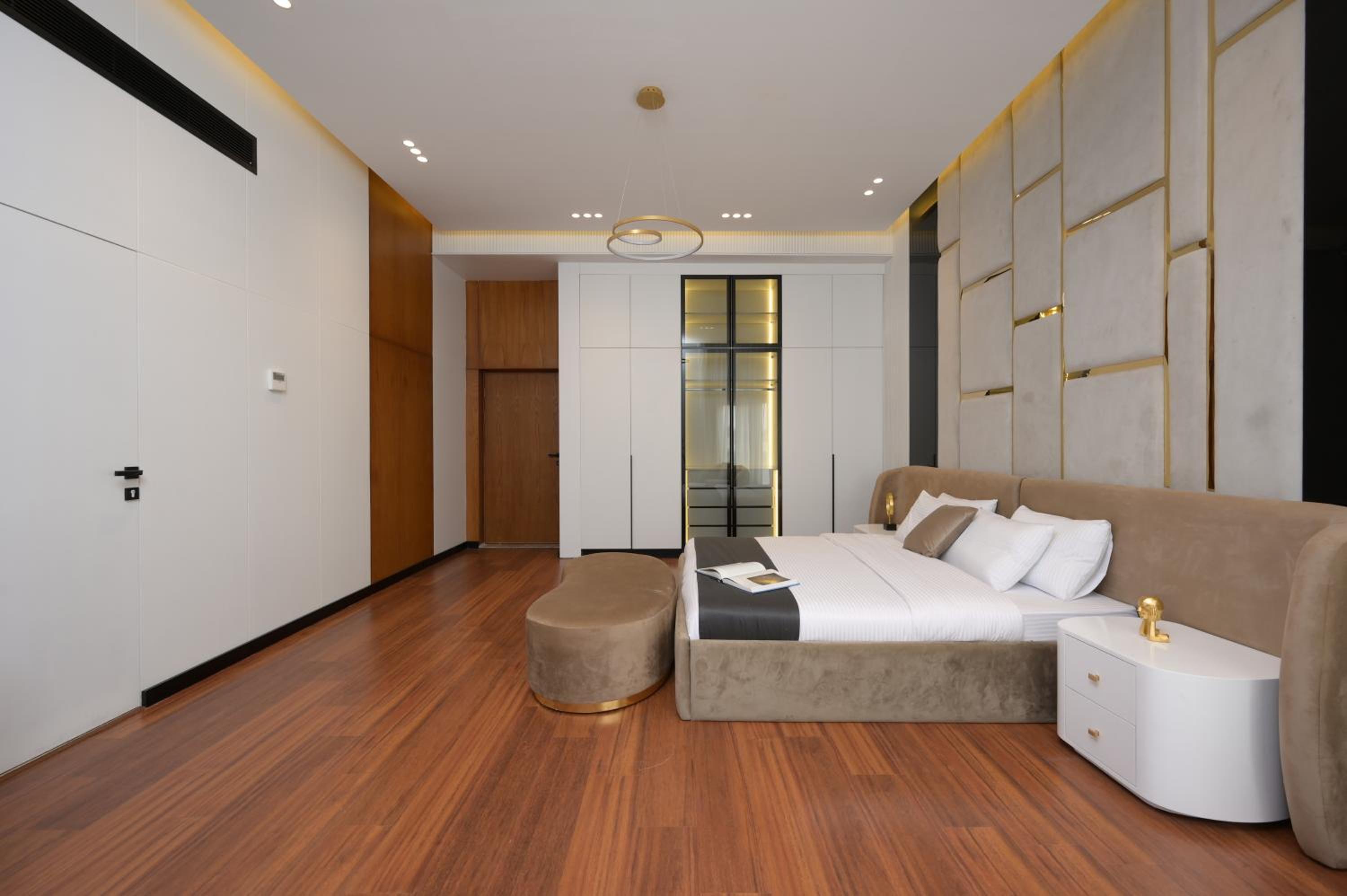 Zyra Golf Residence