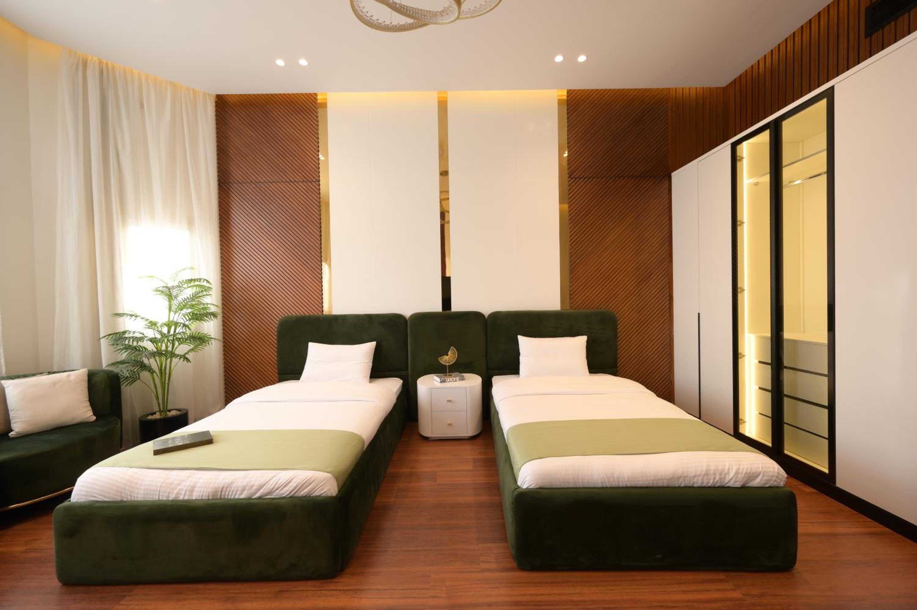 Zyra Golf Residence