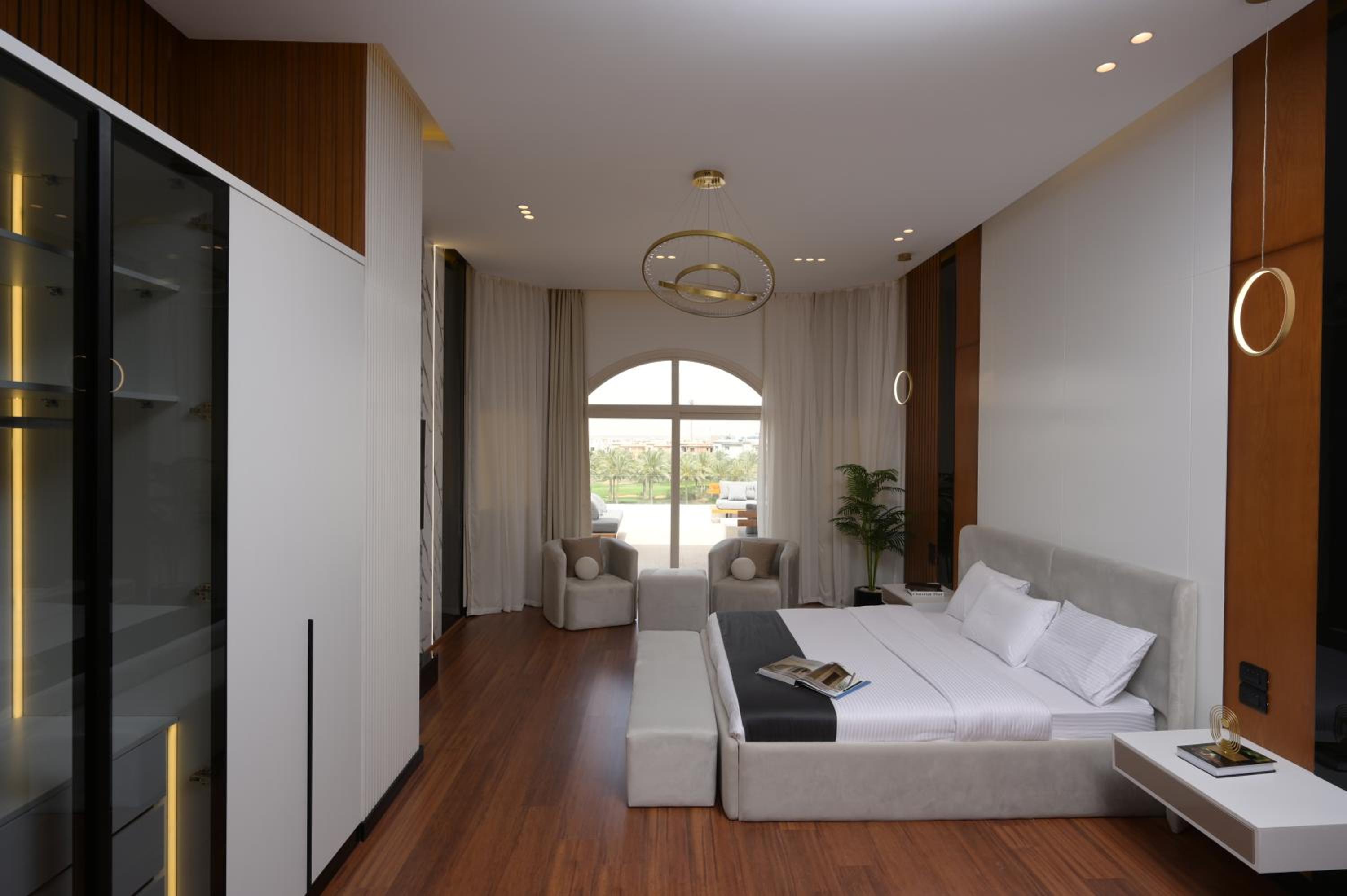Zyra Golf Residence