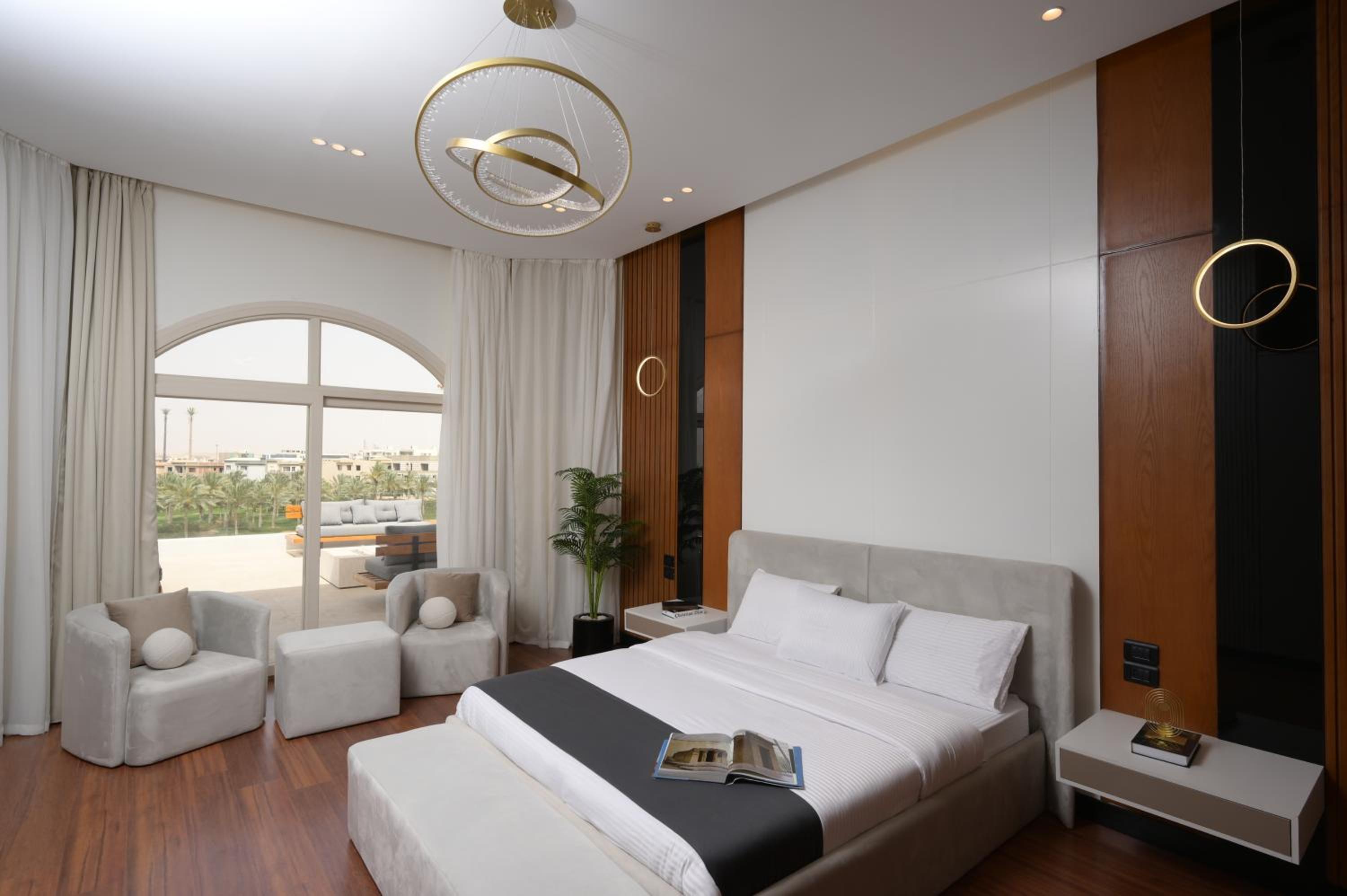 Zyra Golf Residence