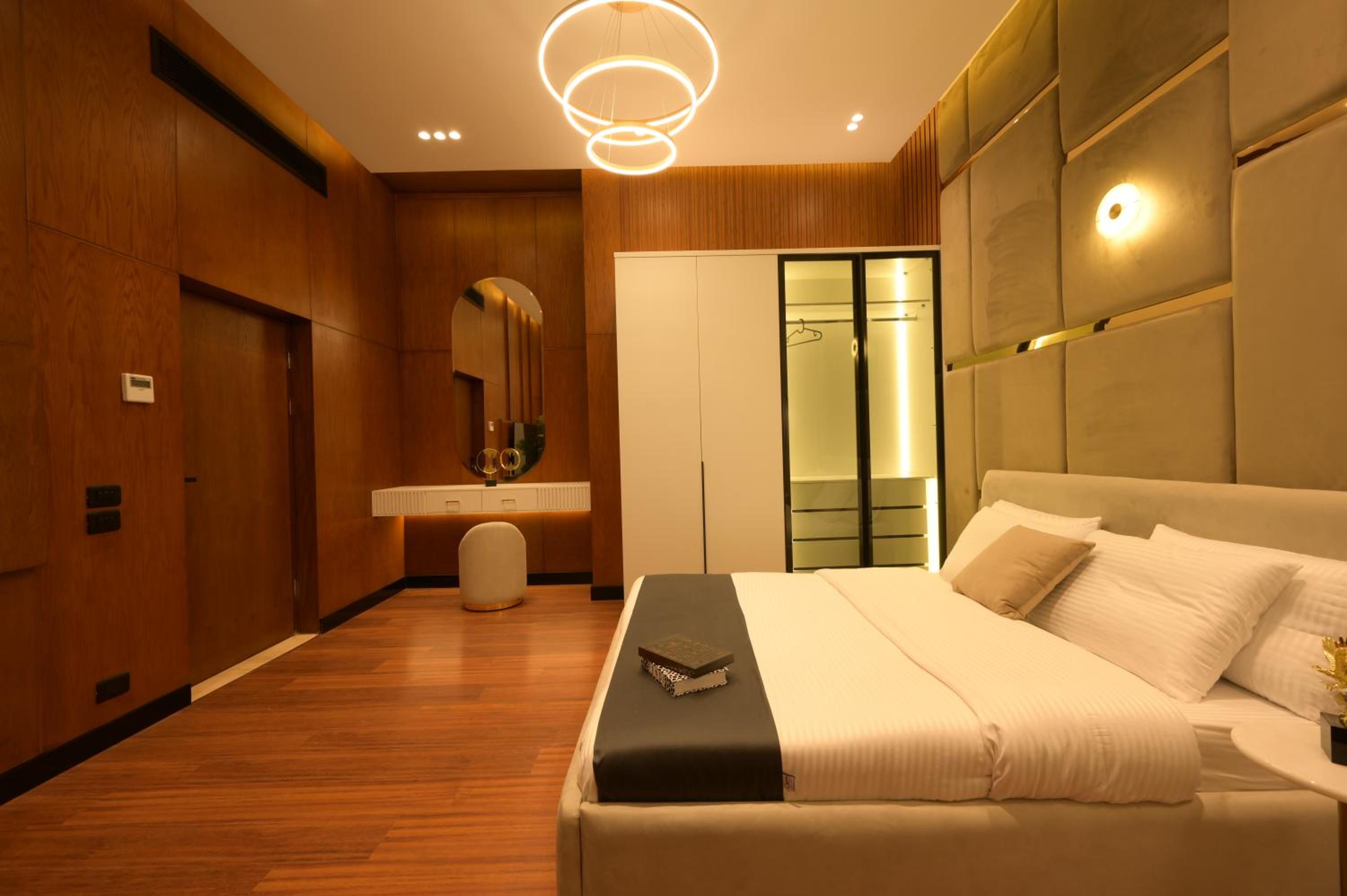 Zyra Golf Residence