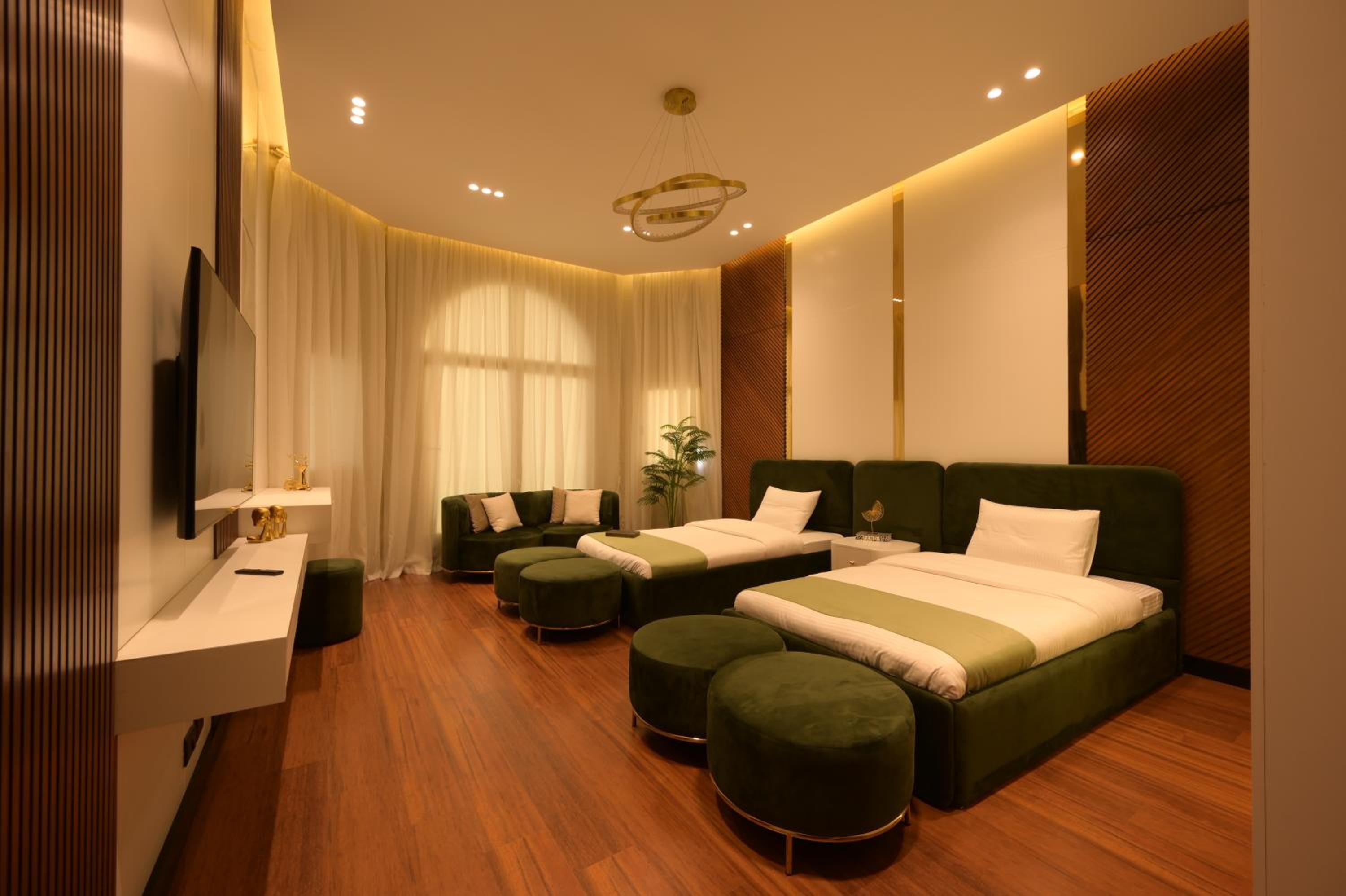 Zyra Golf Residence