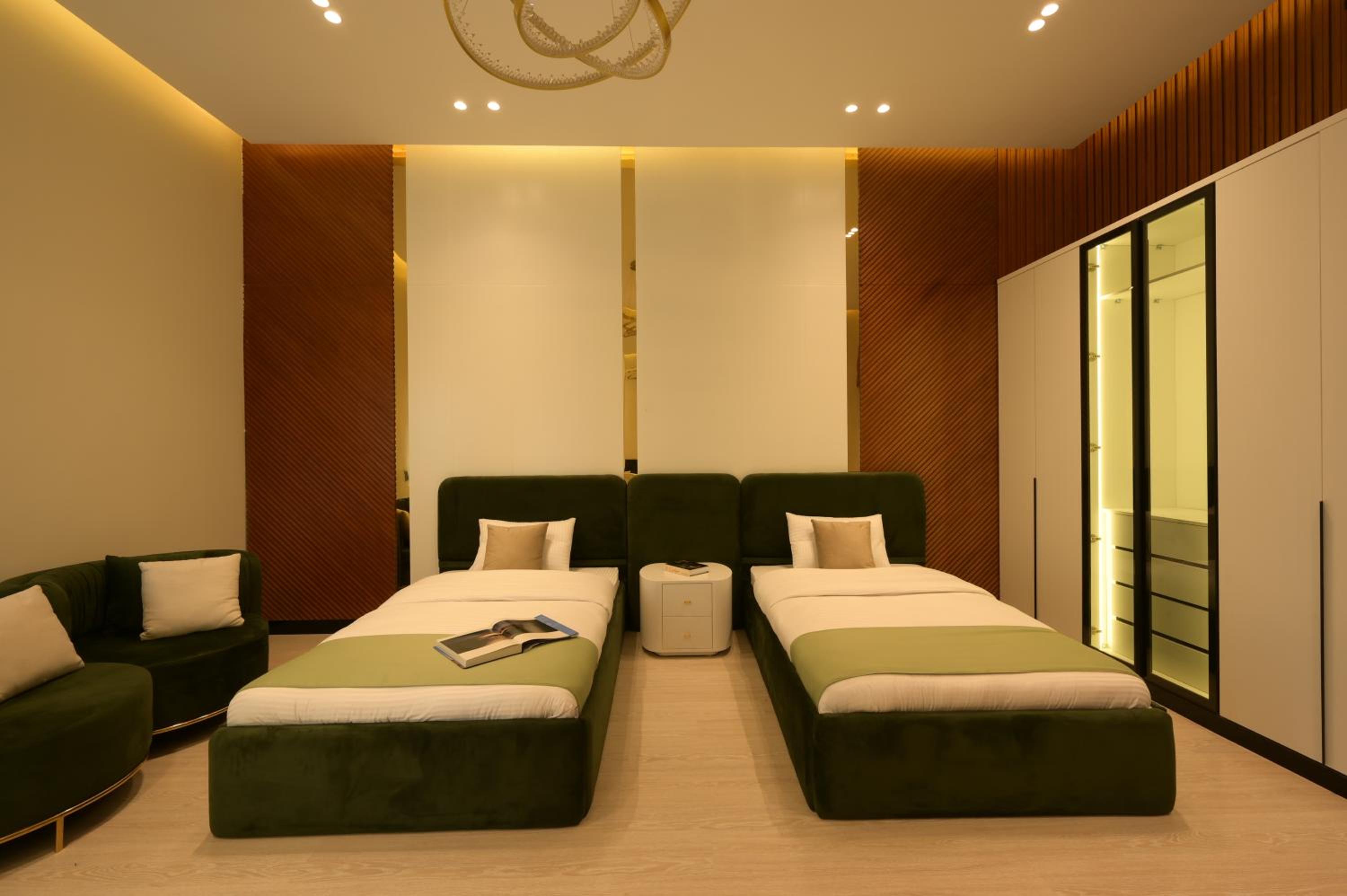 Zyra Golf Residence
