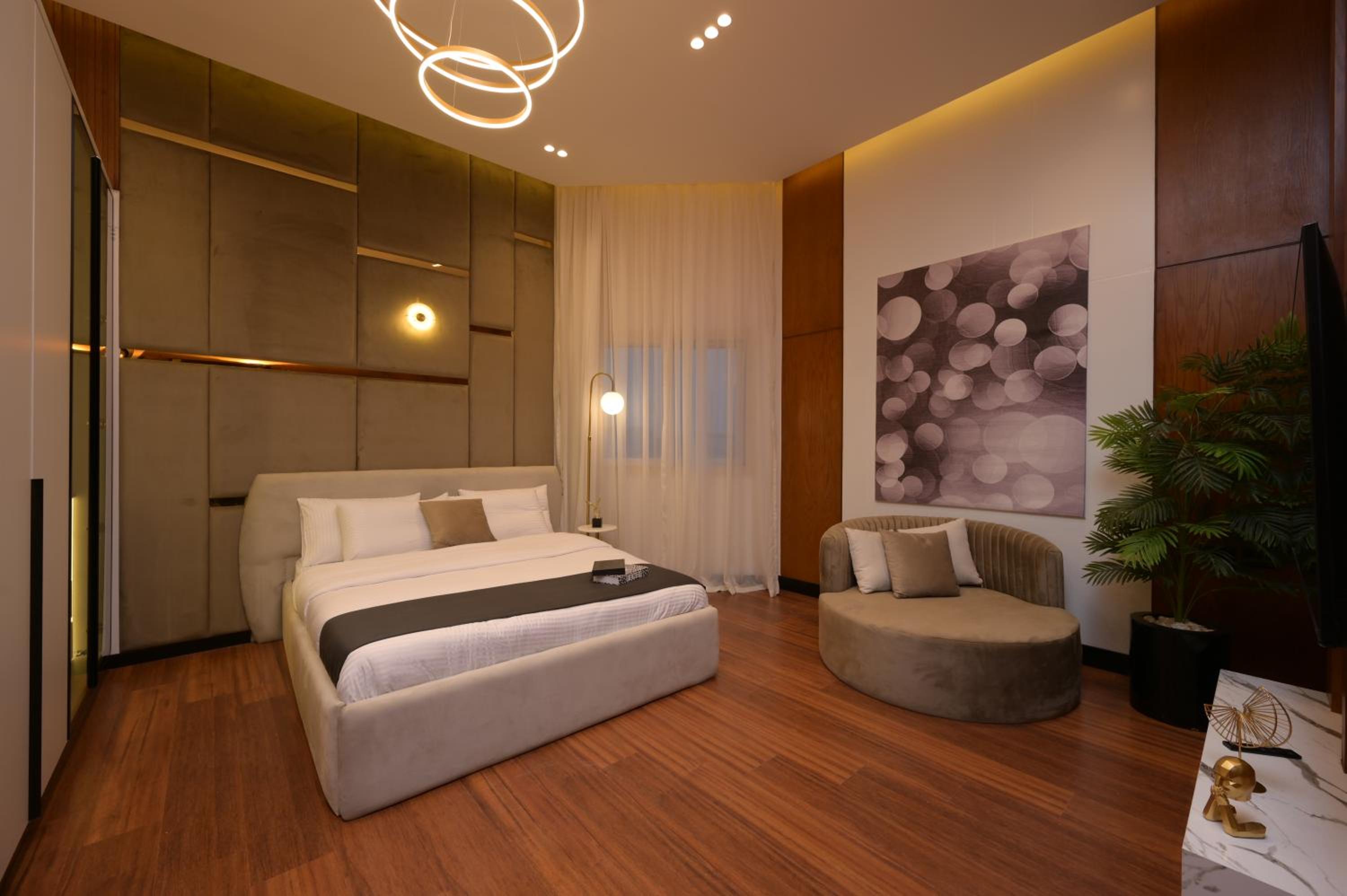 Zyra Golf Residence