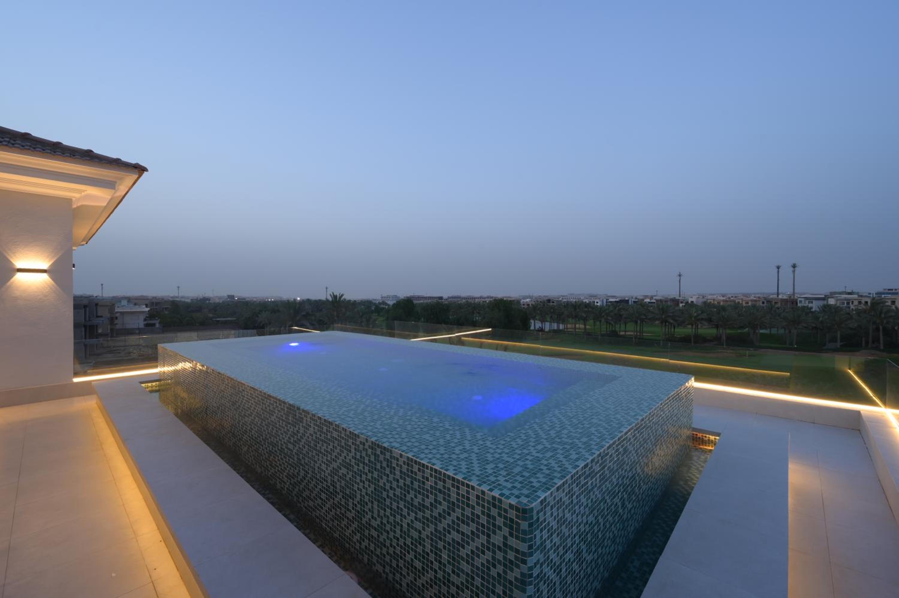 Zyra Golf Residence