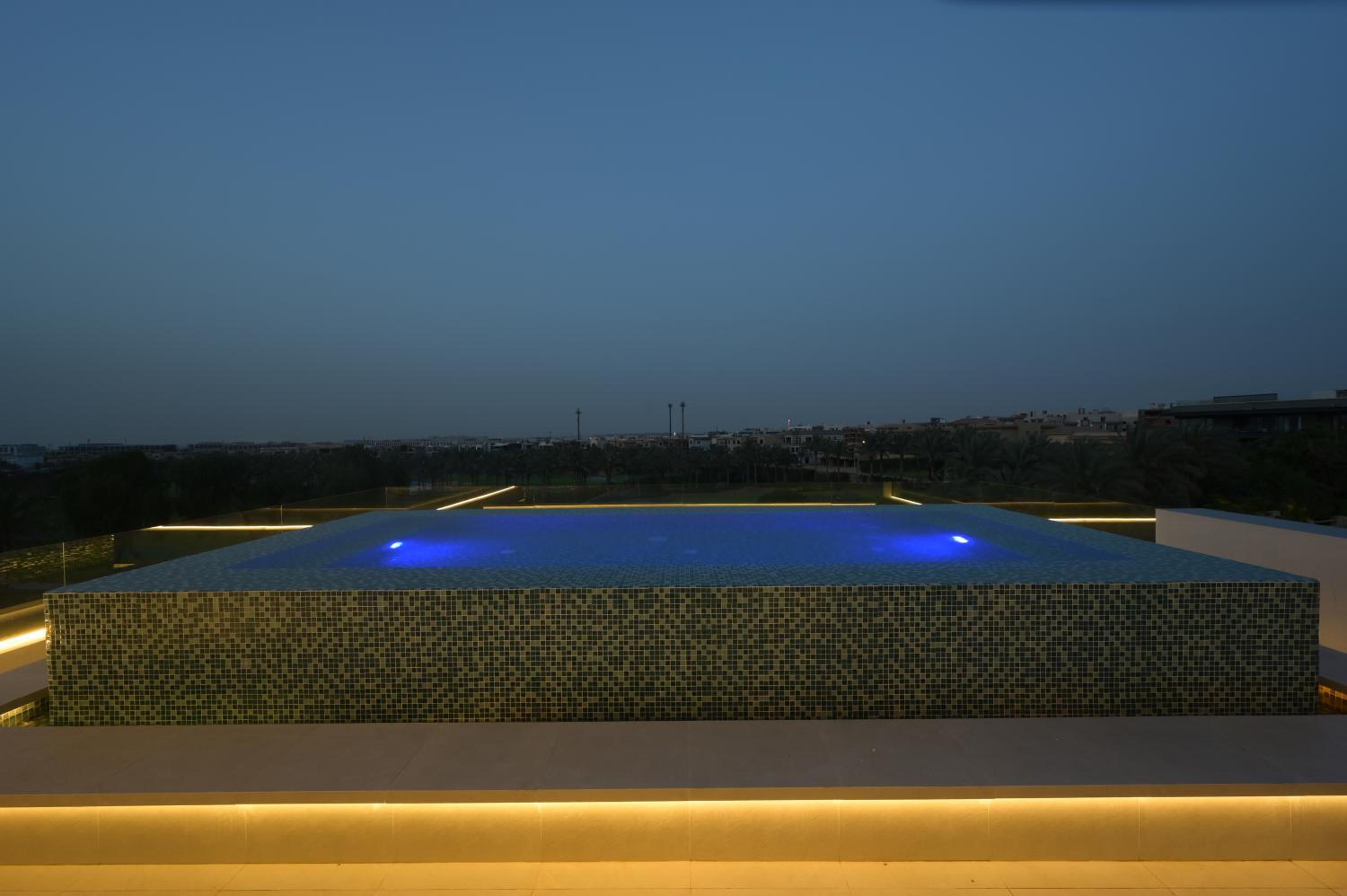 Zyra Golf Residence