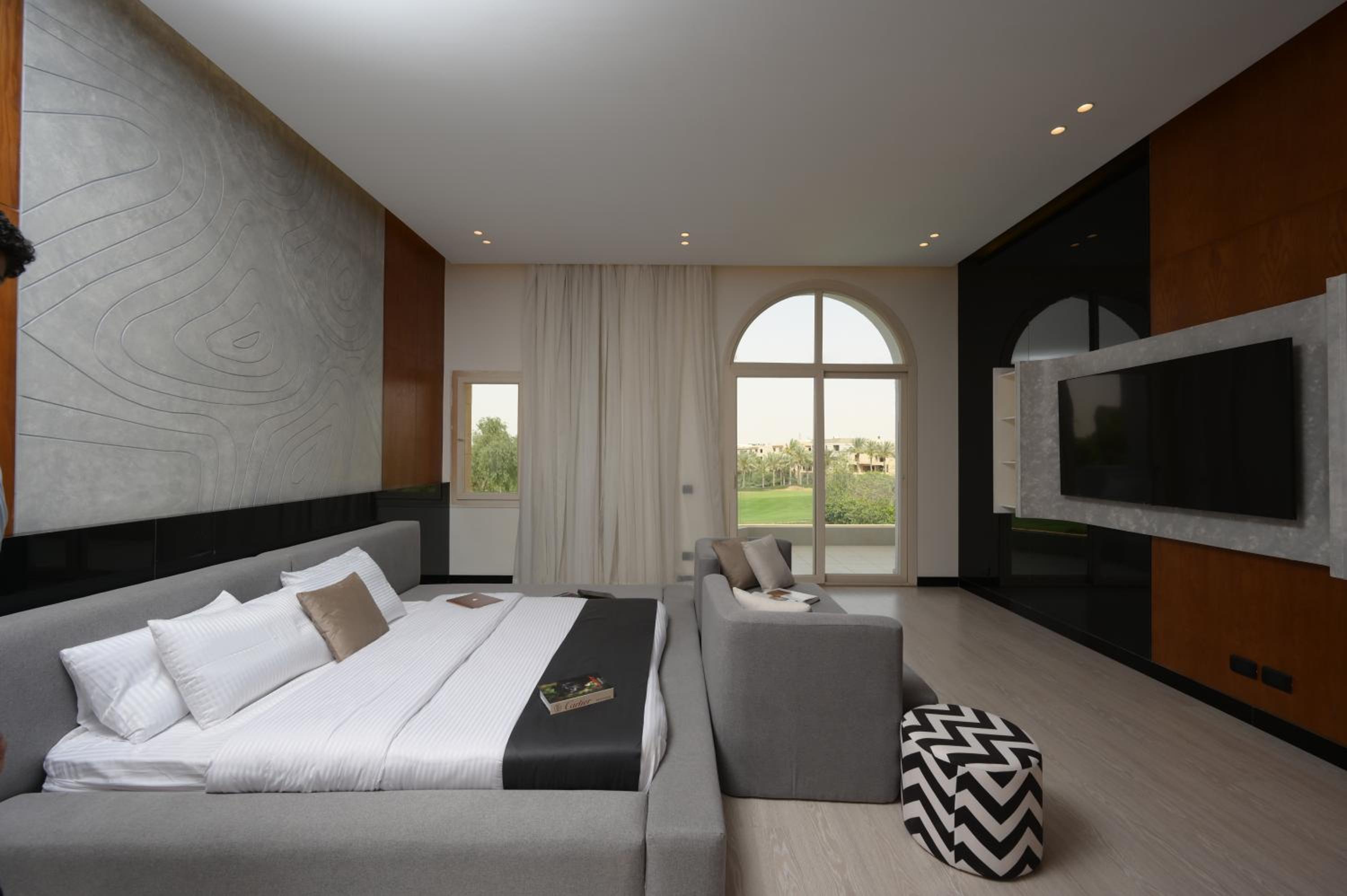 Zyra Golf Residence