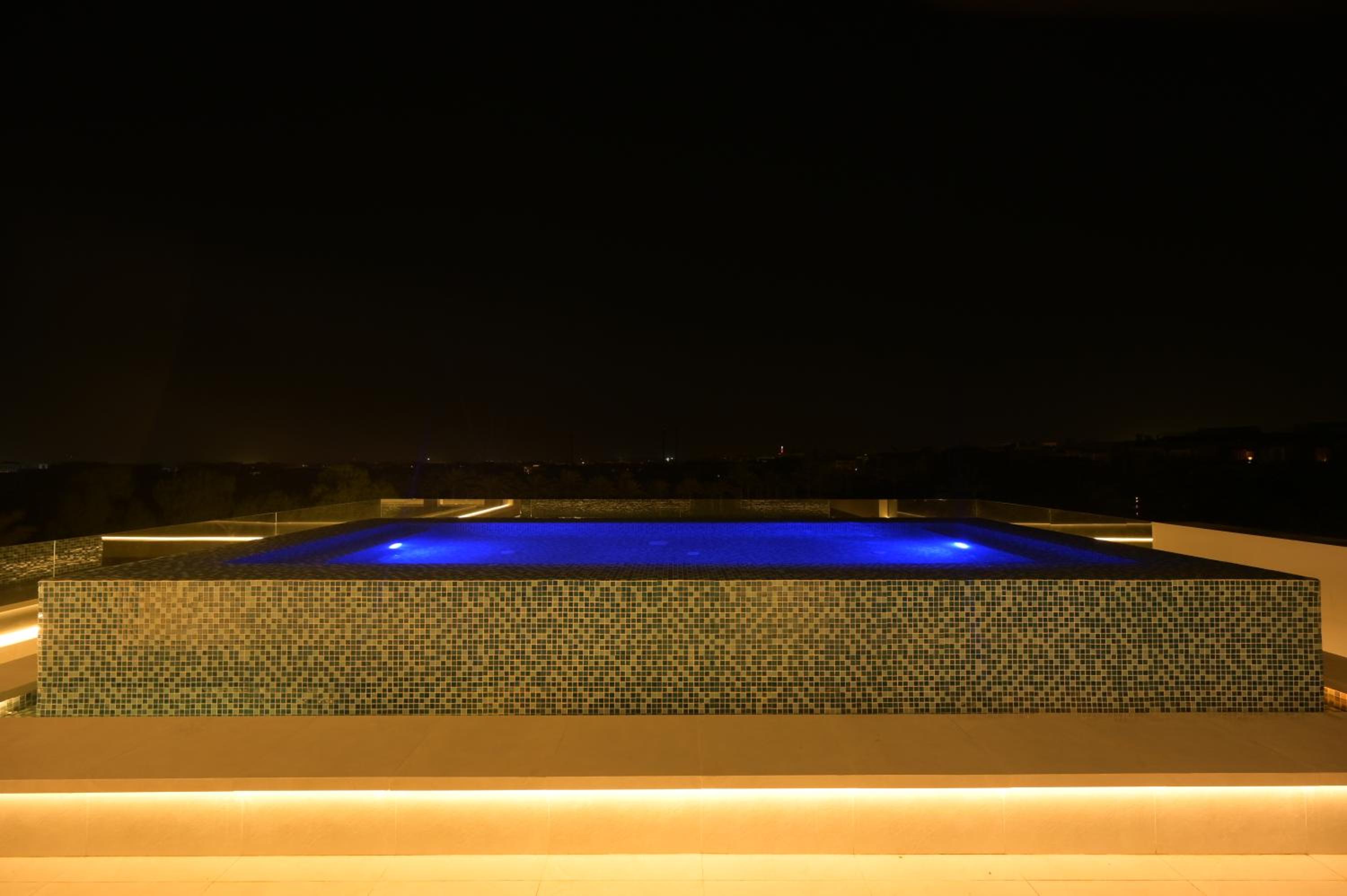 Zyra Golf Residence