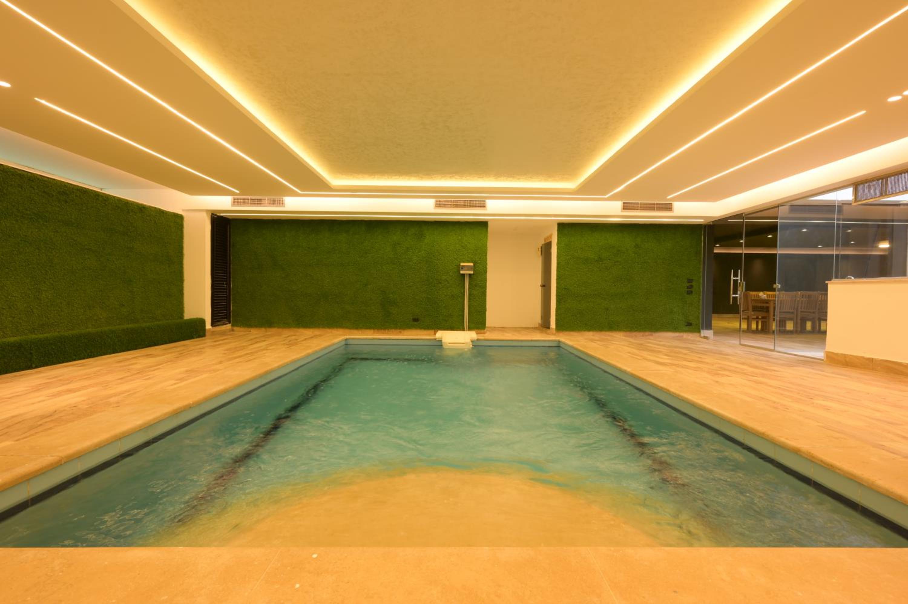 Zyra Golf Residence