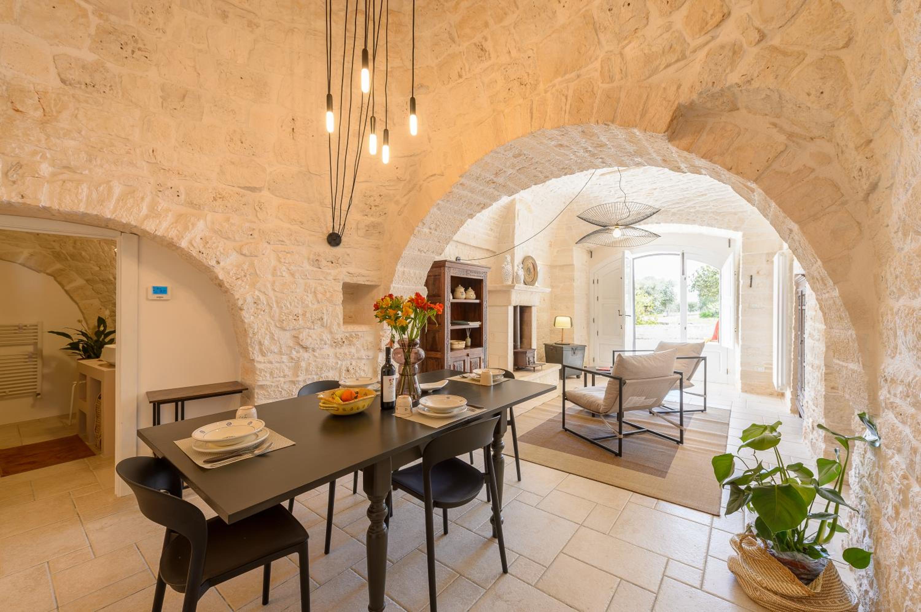 Trulli Nigri Holidays with private swimming pool