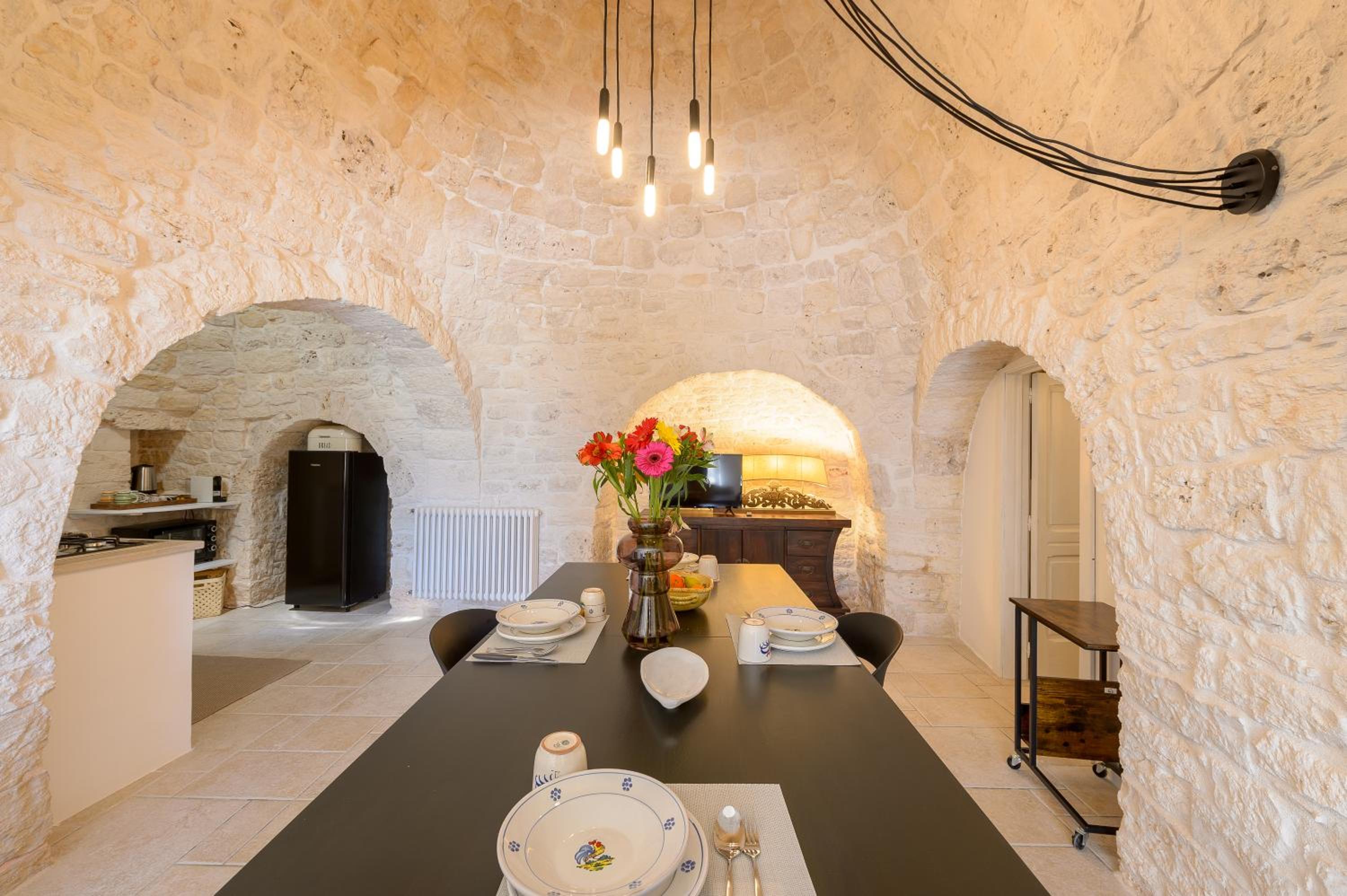 Trulli Nigri Holidays with private swimming pool