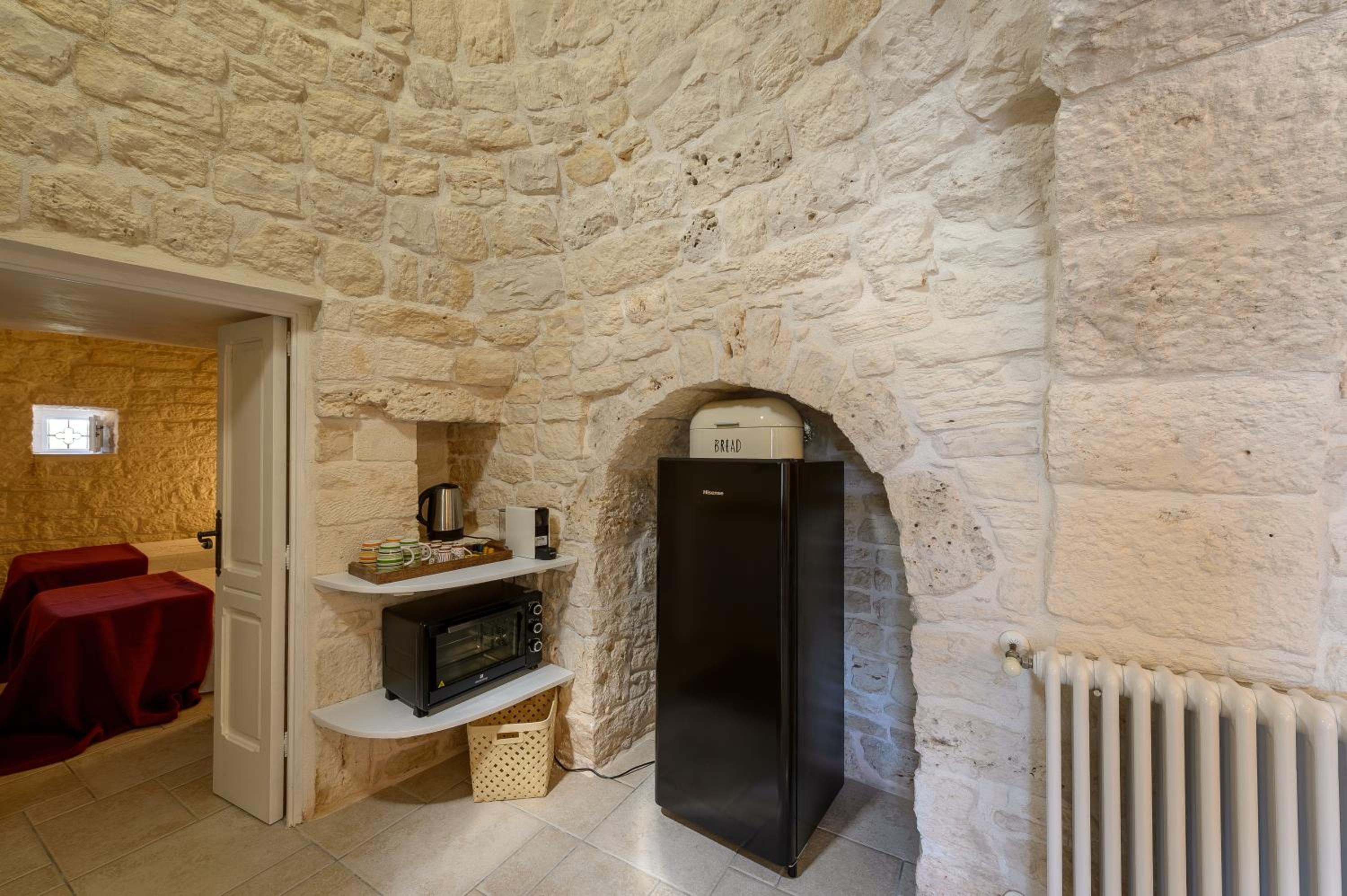 Trulli Nigri Holidays with private swimming pool