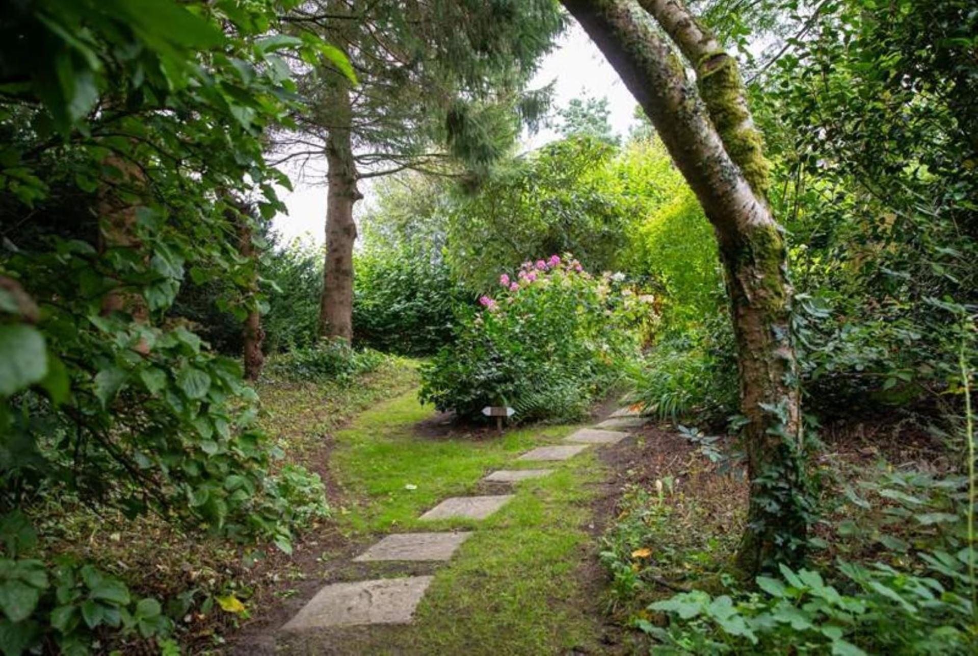 Honeysuckle Cottage