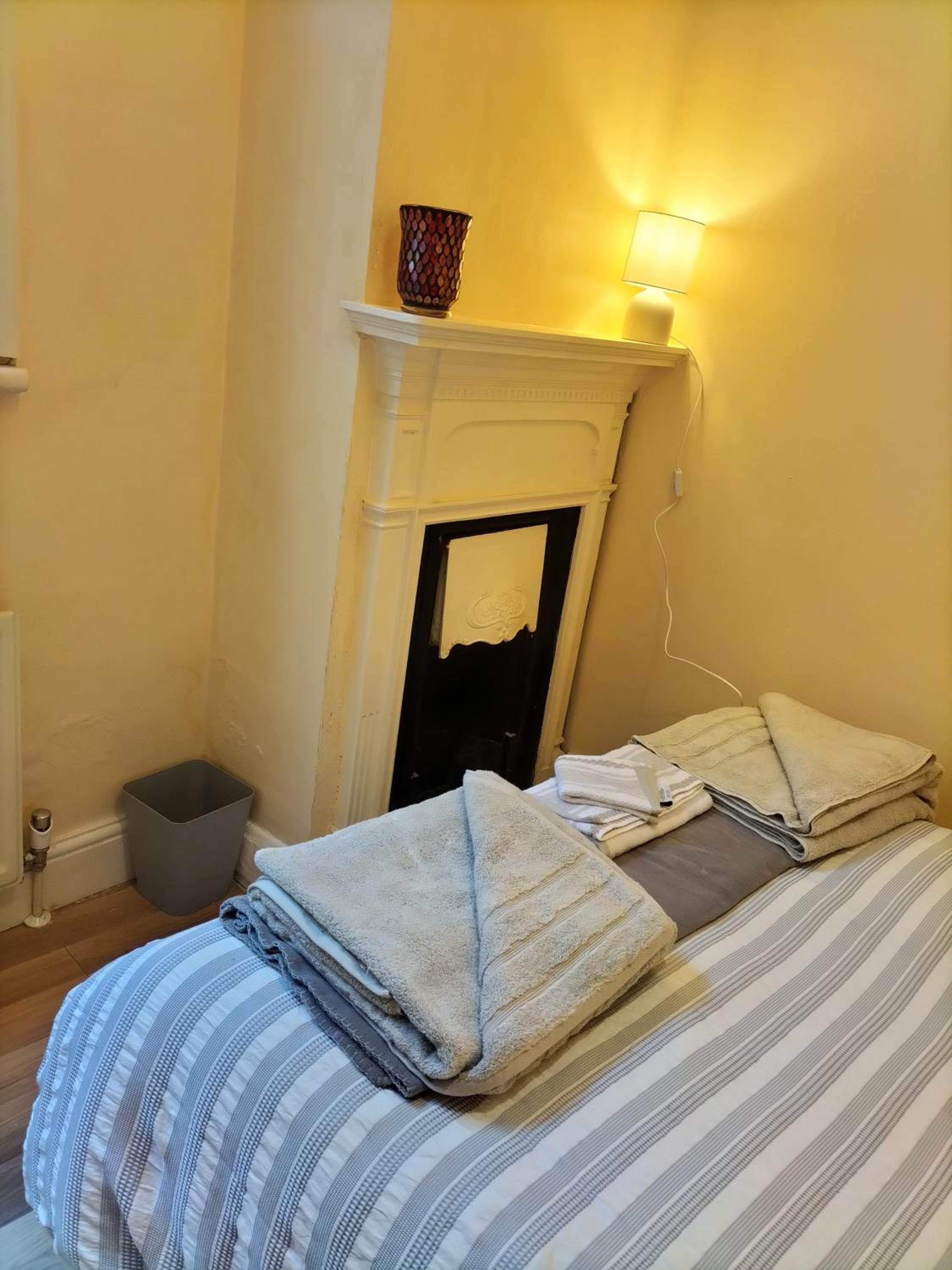 4 bedroom apartment ground floor for up to 7 guests