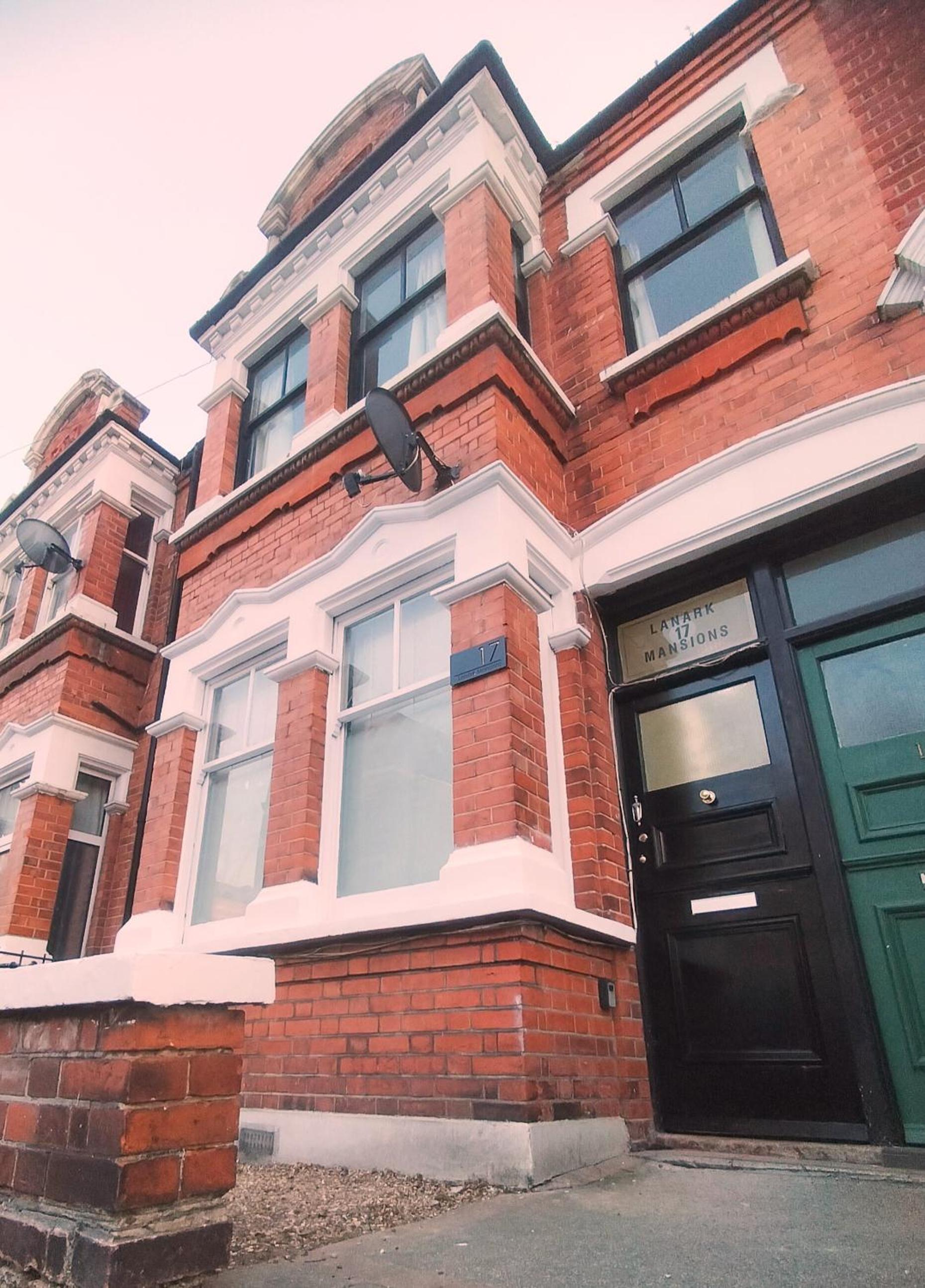 4 bedroom apartment ground floor for up to 7 guests