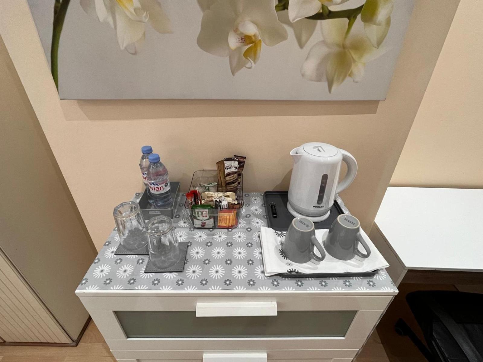 4 bedroom apartment ground floor for up to 7 guests