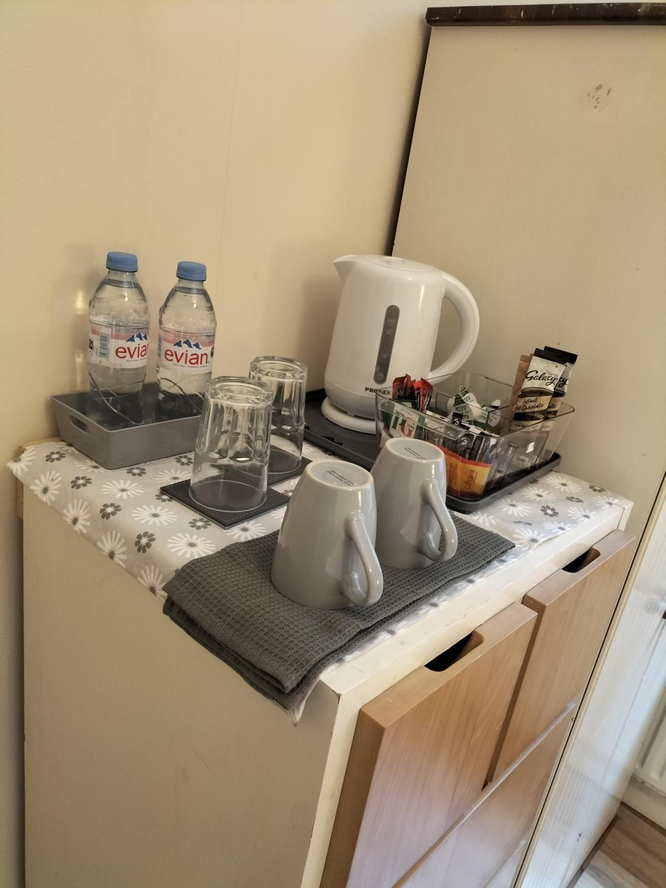 4 bedroom apartment ground floor for up to 7 guests