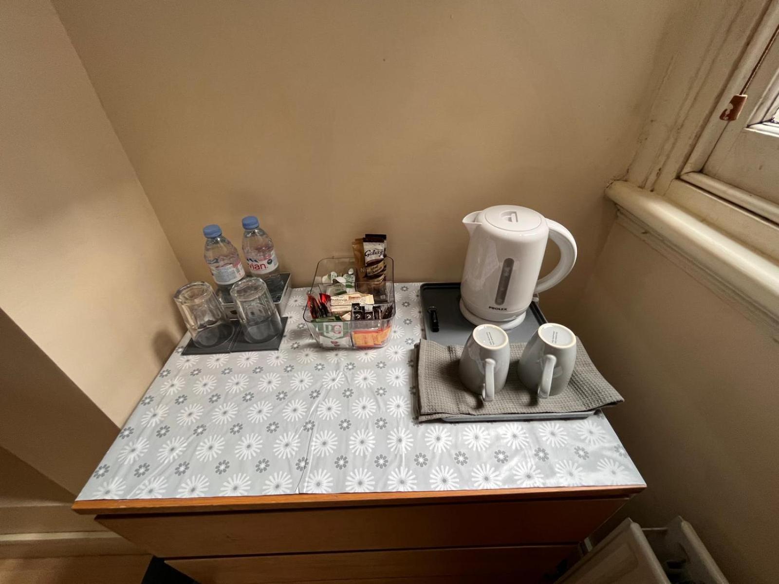4 bedroom apartment ground floor for up to 7 guests