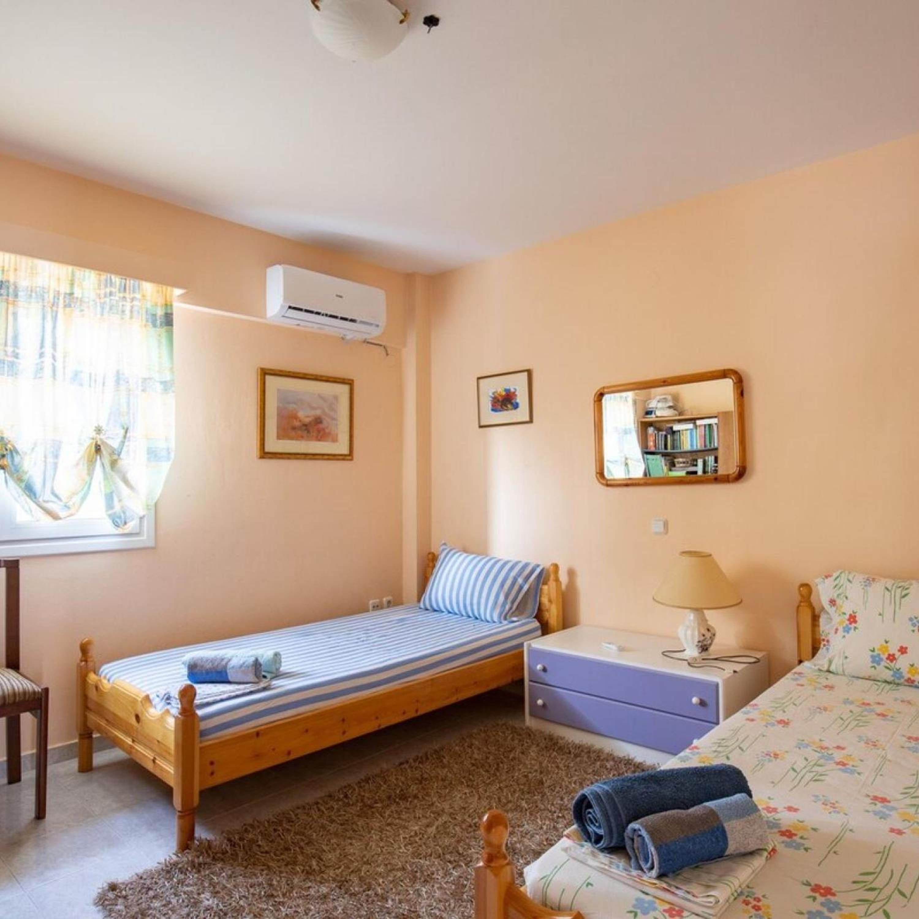 Neromilos Harmony - Roussis Residence view 4