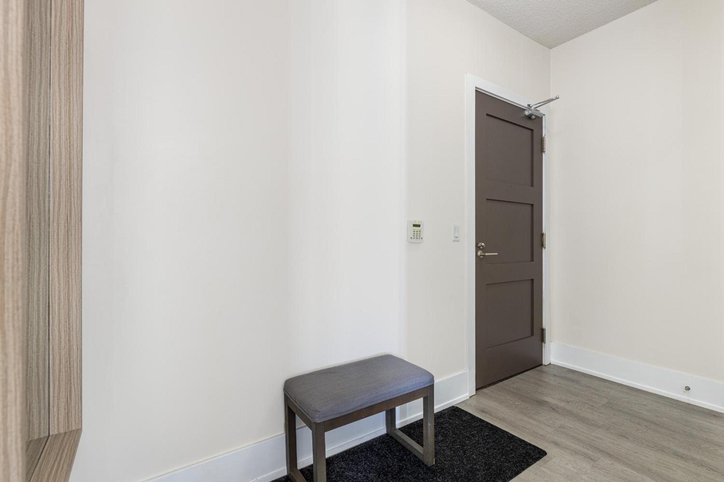 3 Bedroom beside CN Tower with parking Downtown Toronto