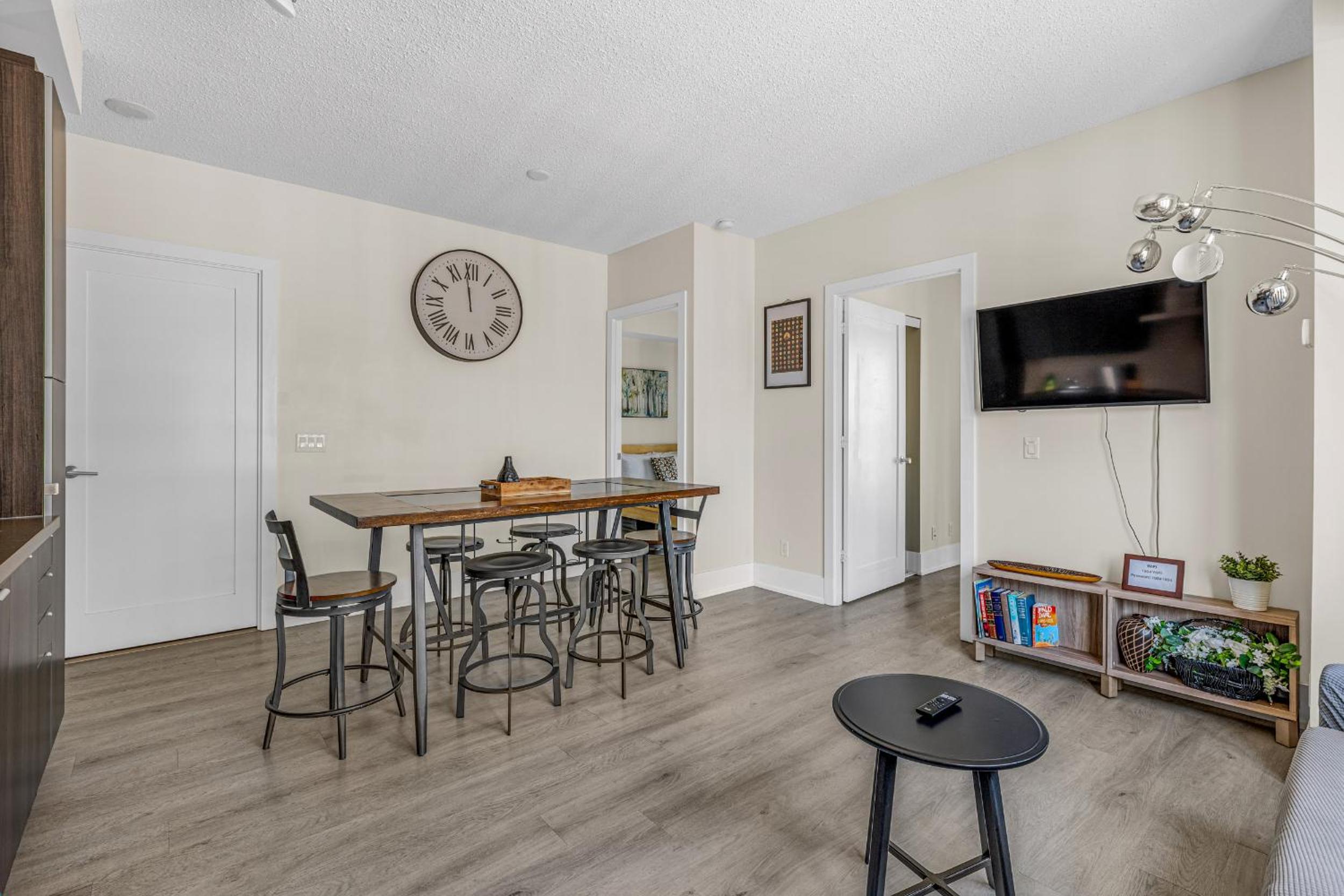 3 Bedroom beside CN Tower with parking Downtown Toronto