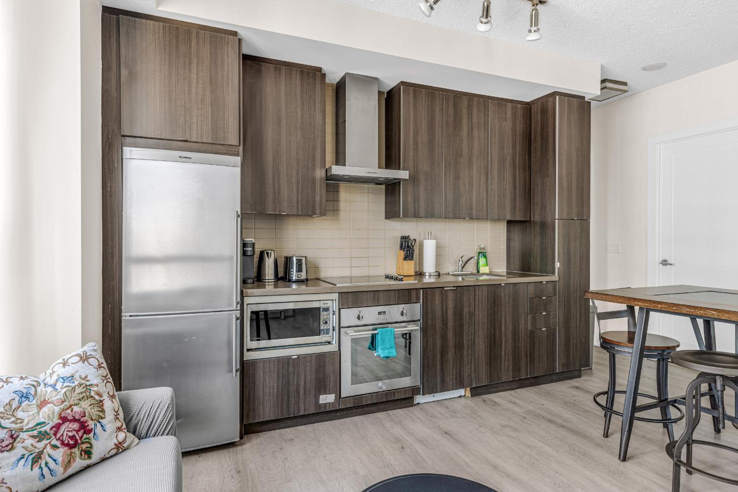 3 Bedroom beside CN Tower with parking Downtown Toronto