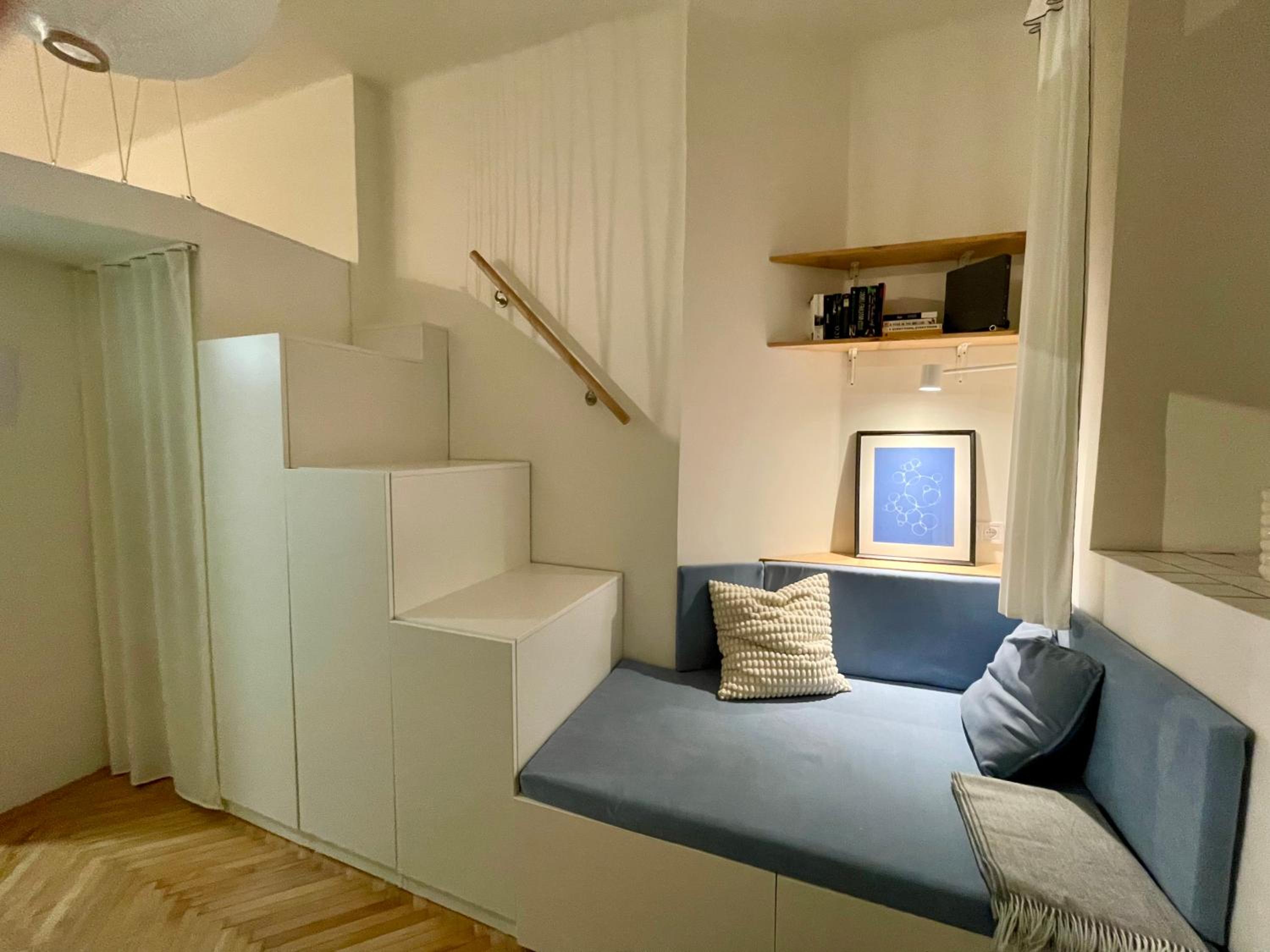Urban Retreat I Modern Boho Apartments in Lovely Letná District - 10 minutes from Old Town