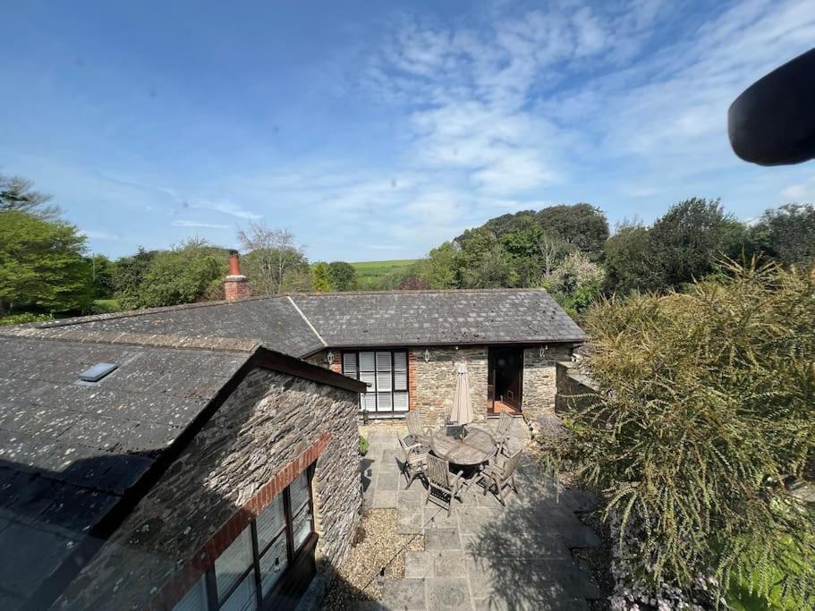 Bacchus Barn, 6 bed barn conversion view 2