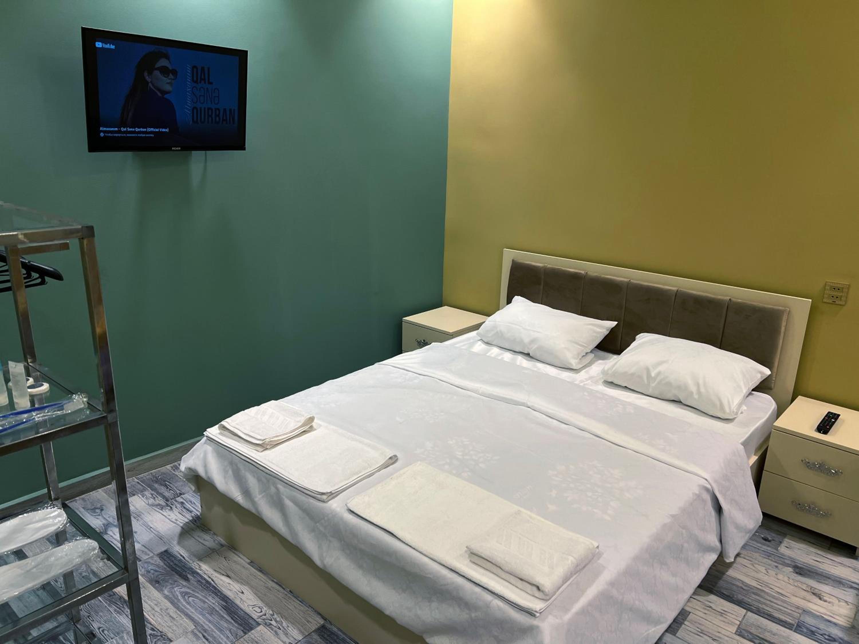 ECO Hotel & Hostel
