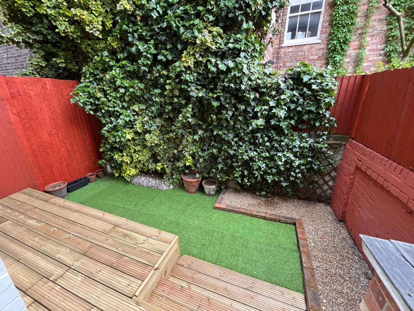 4 bedroom apartment ground floor for up to 7 guests