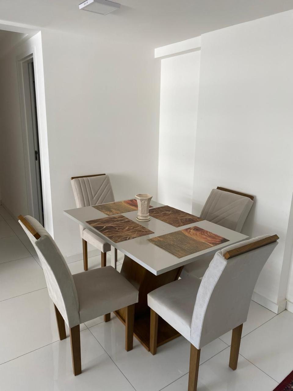 Apartamento vista para o mar, Palazzio di Milano