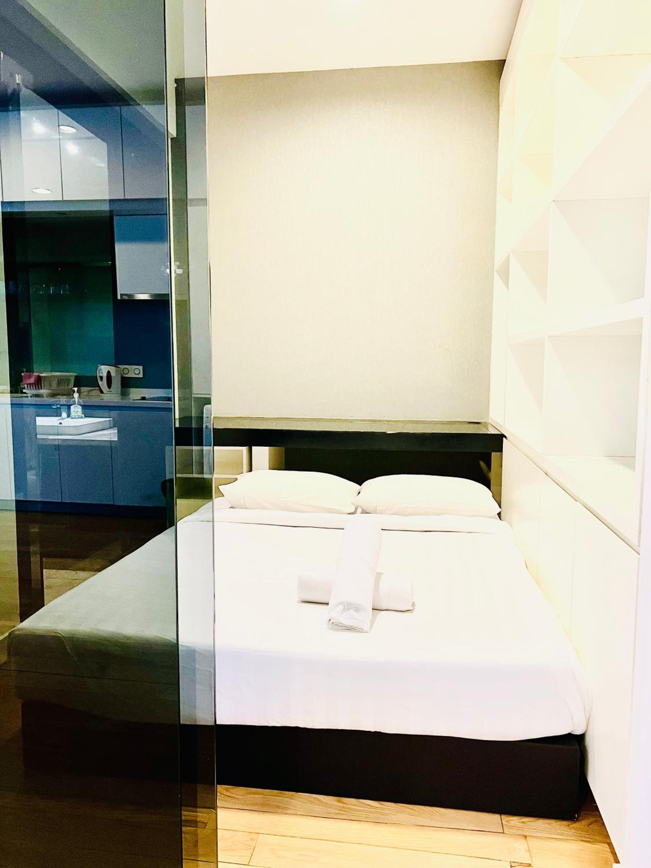 The Platinum Suites KLCC by MOON-SKY