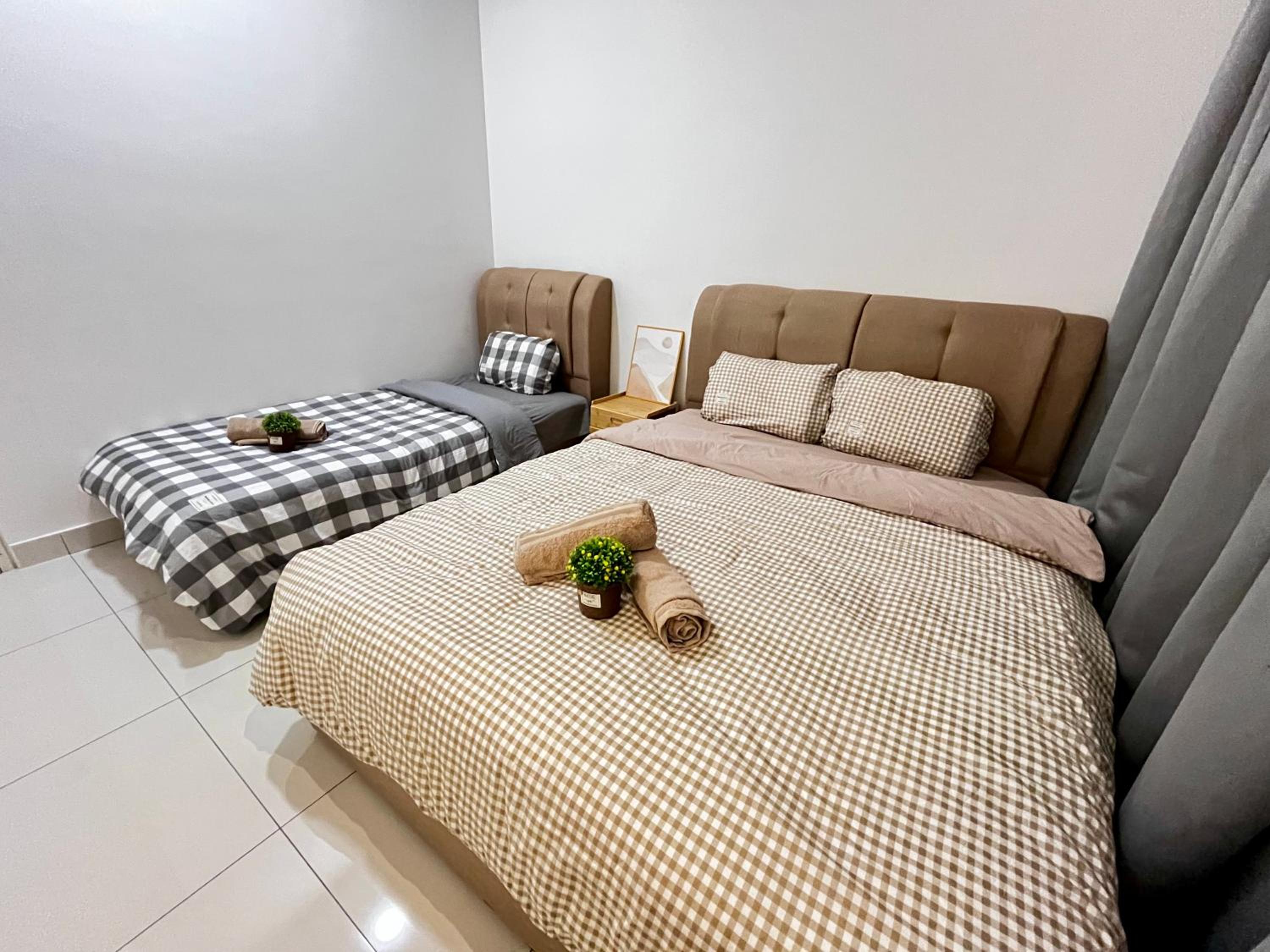 Vibrant Greenfield Residence Home - 5 mins to Sunway Pyramid photo 3