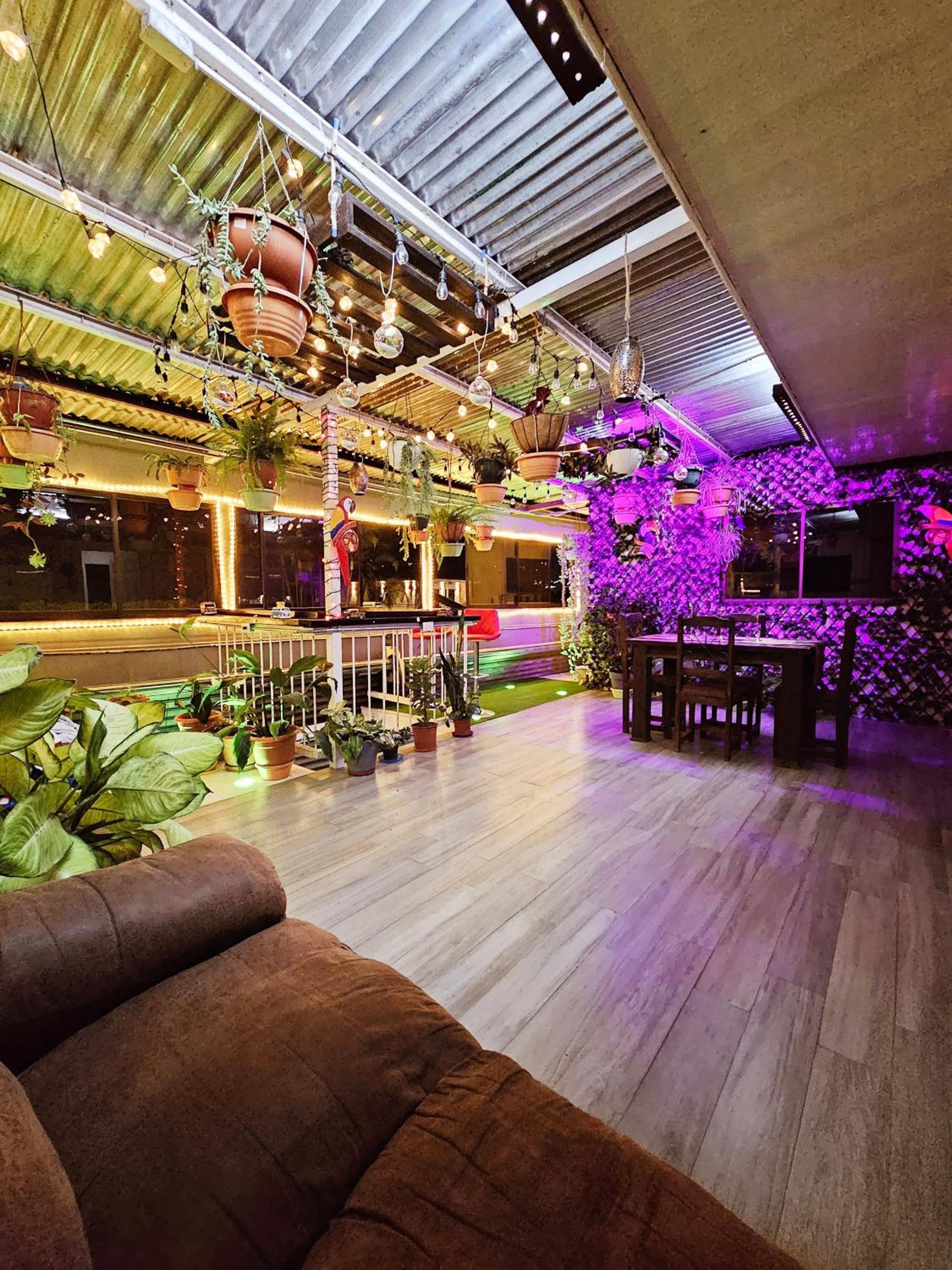 lounge