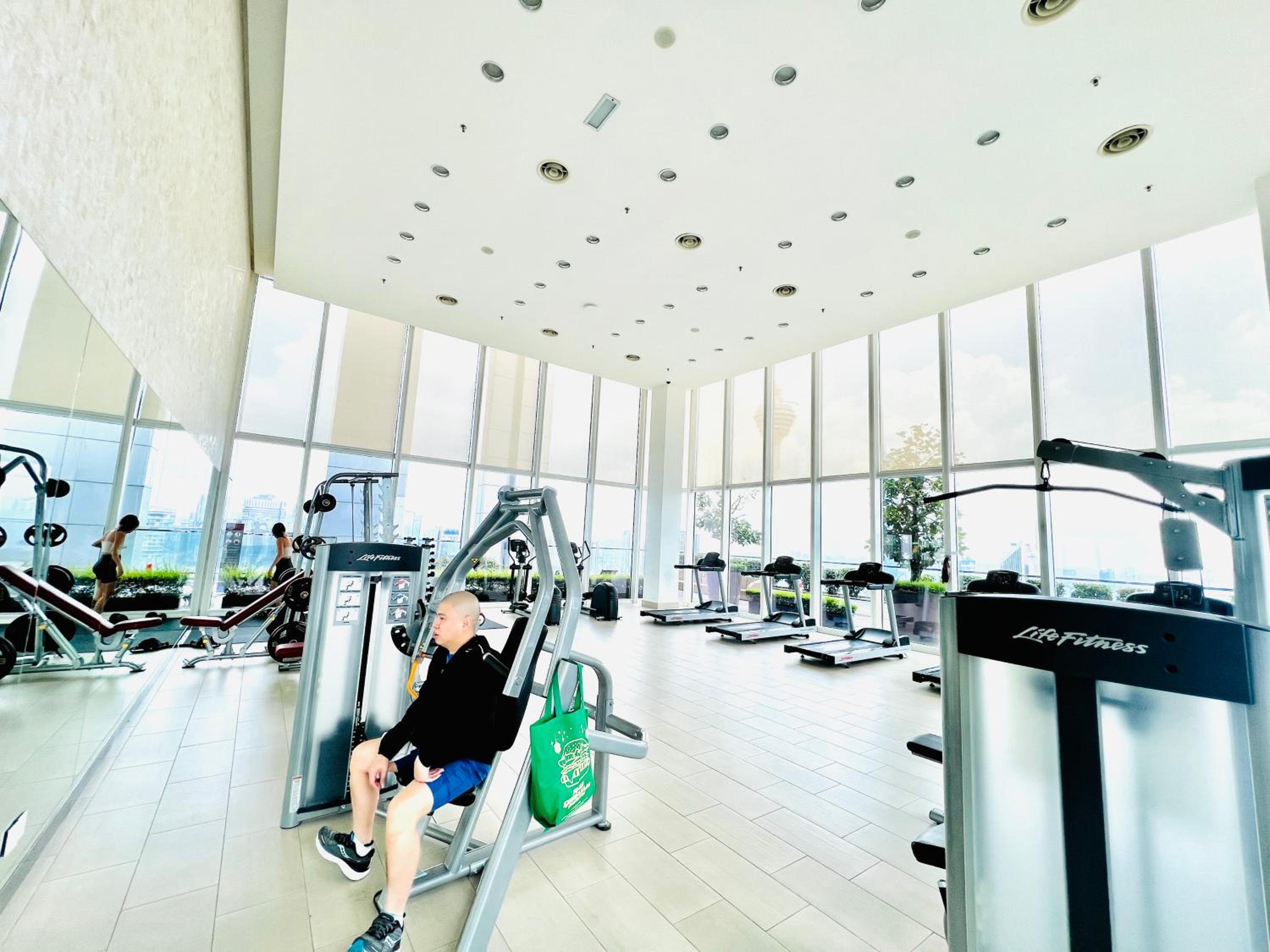 The Platinum Suites KLCC by MOON-SKY