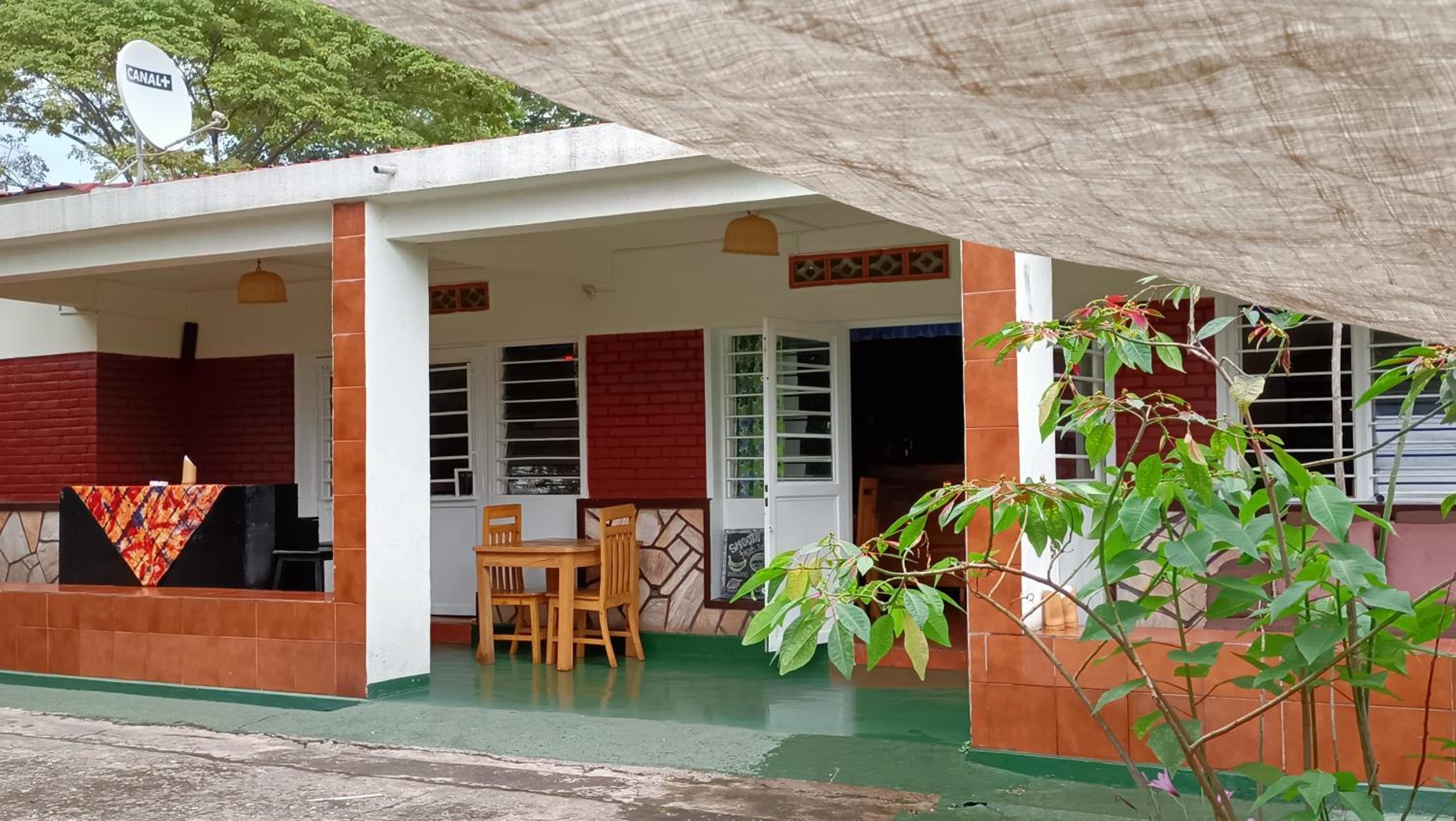 Colibri Taverne & Guest House view 3