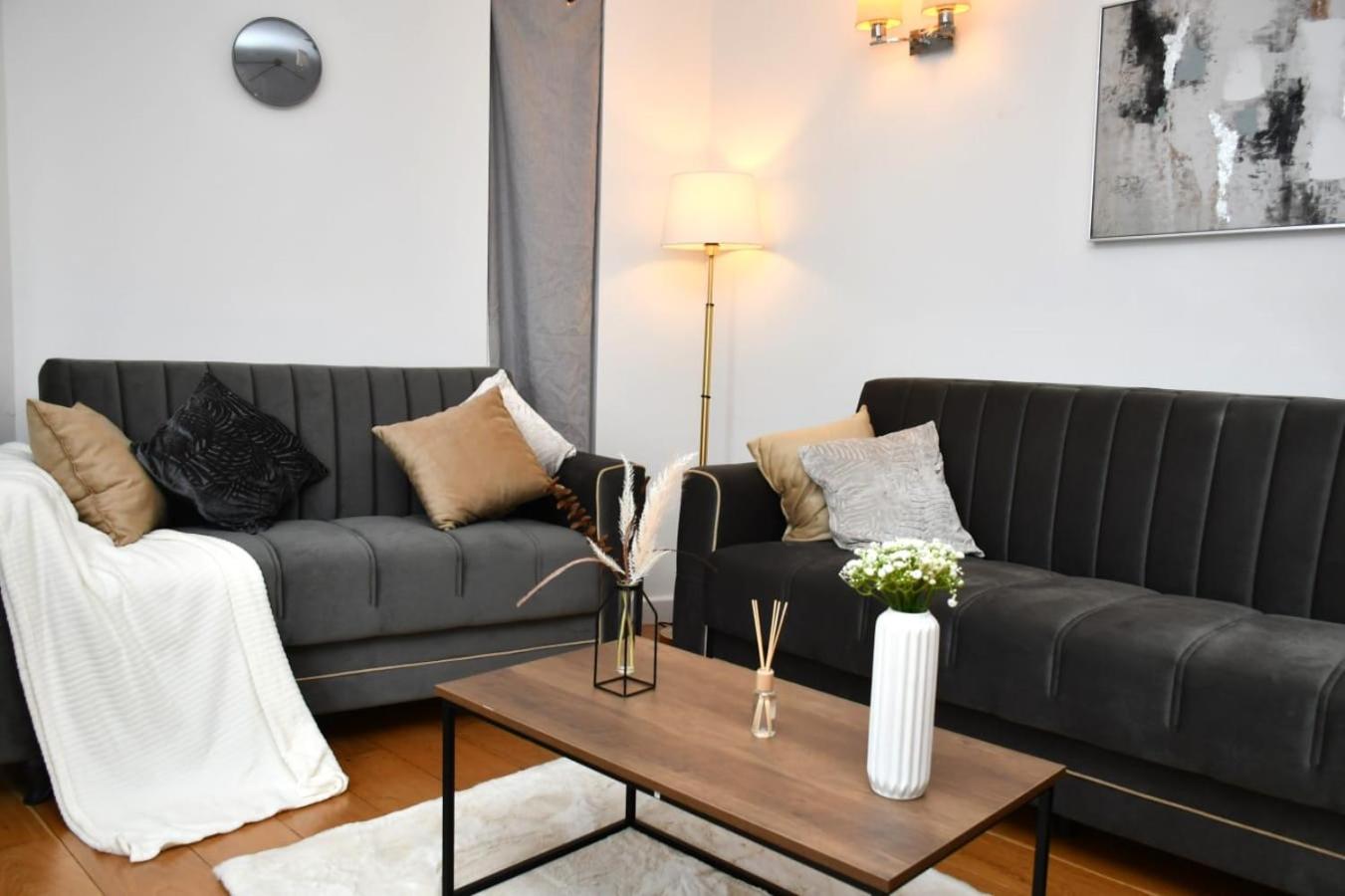 Spacious 2bedroom apartment in London city airport