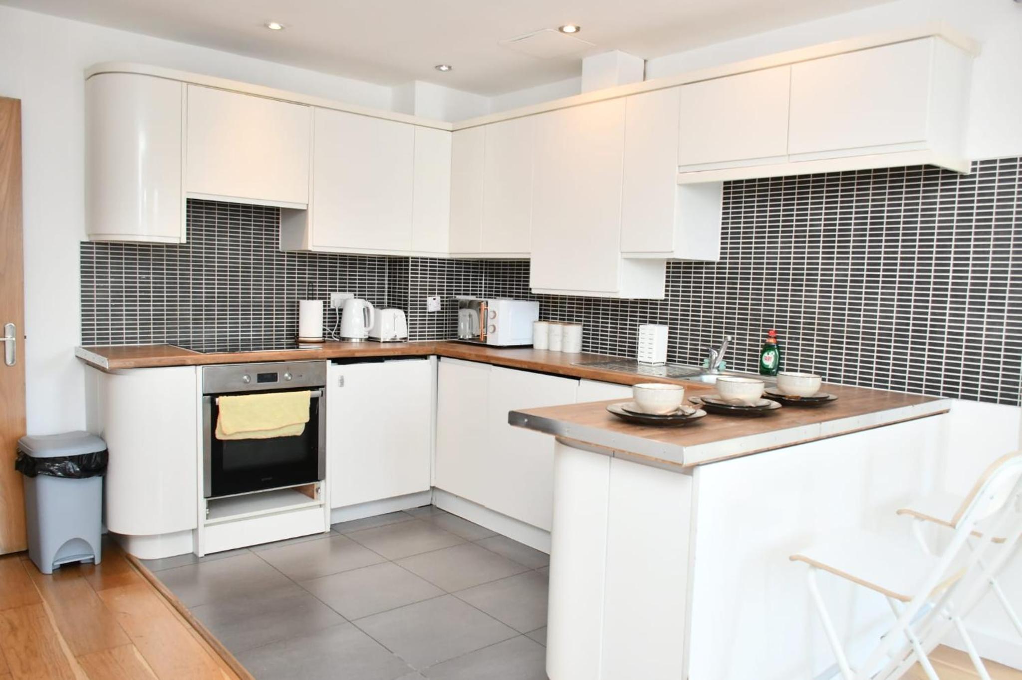Spacious 2bedroom apartment in London city airport