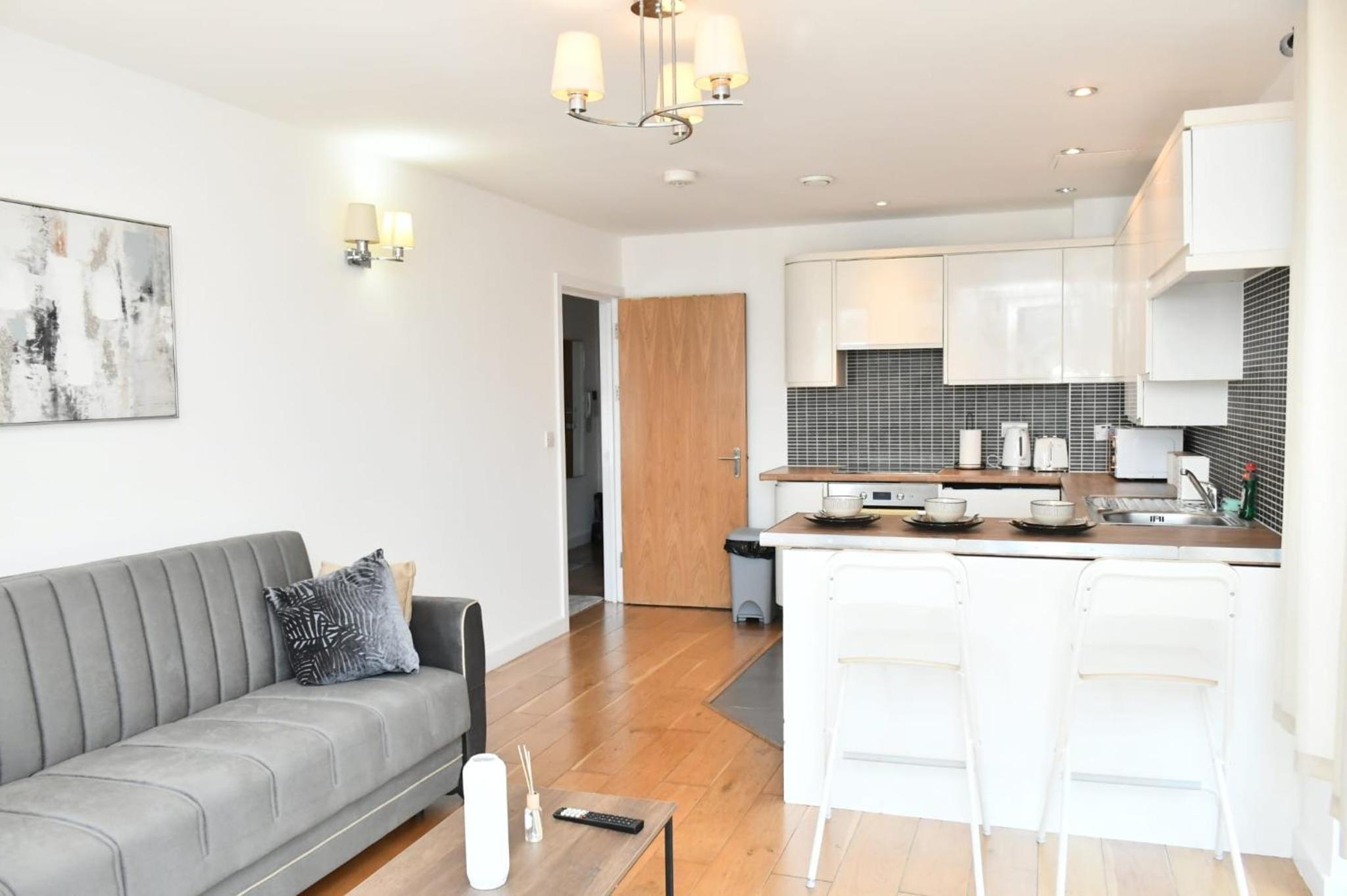 Spacious 2bedroom apartment in London city airport