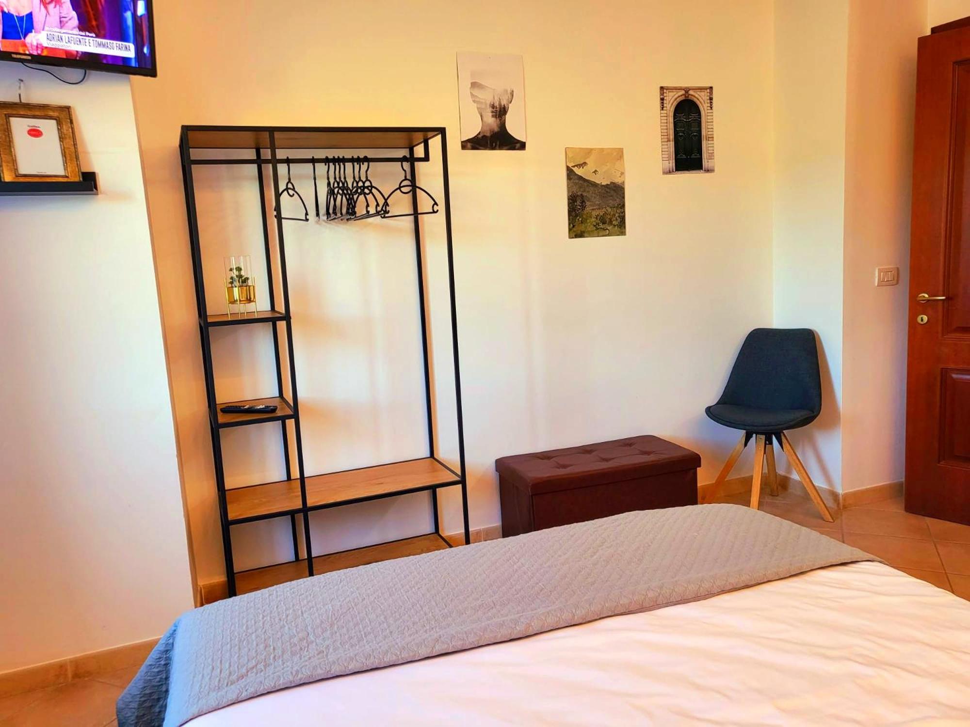 Valley View Apartment