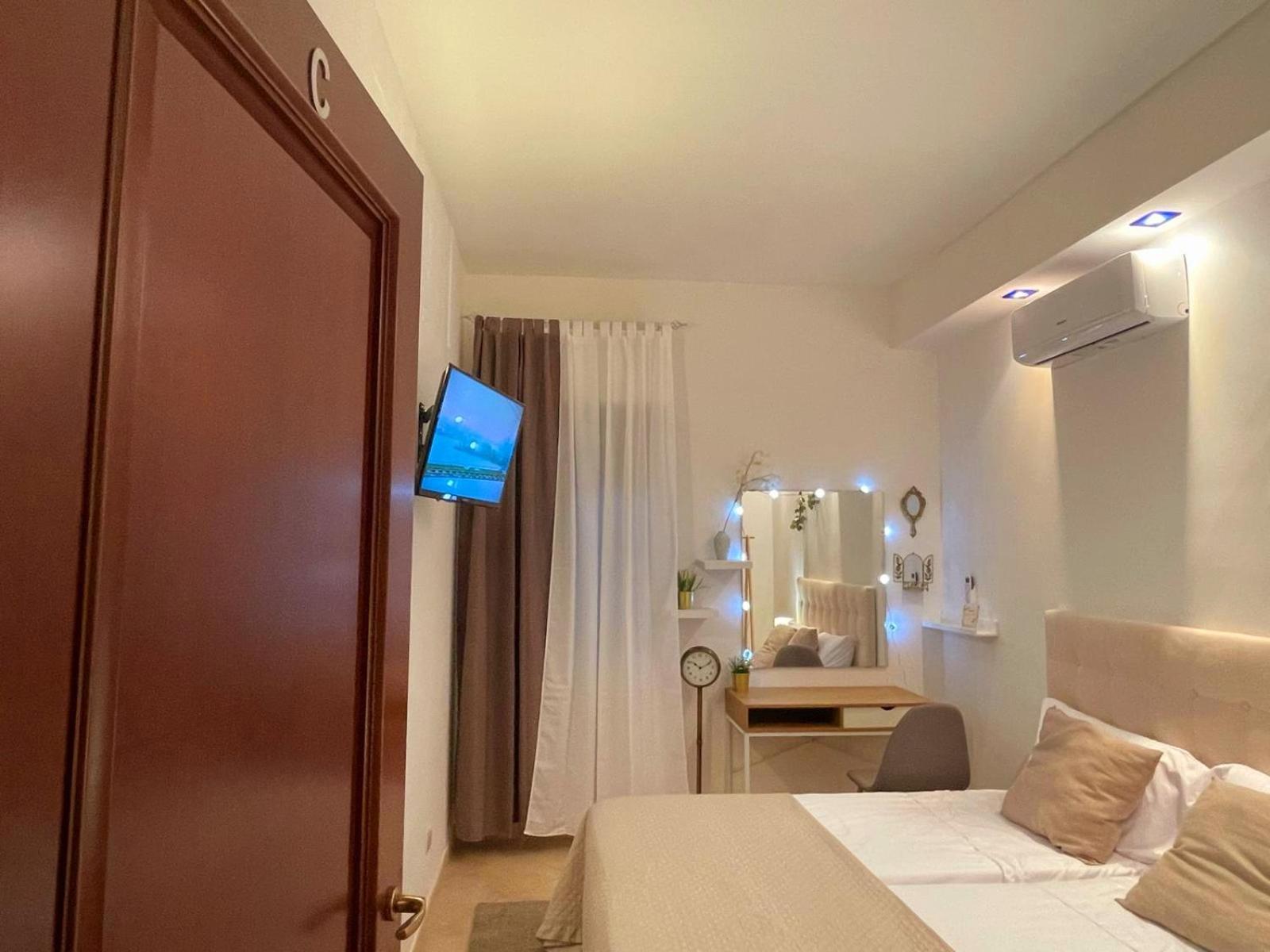 Valley View Apartment