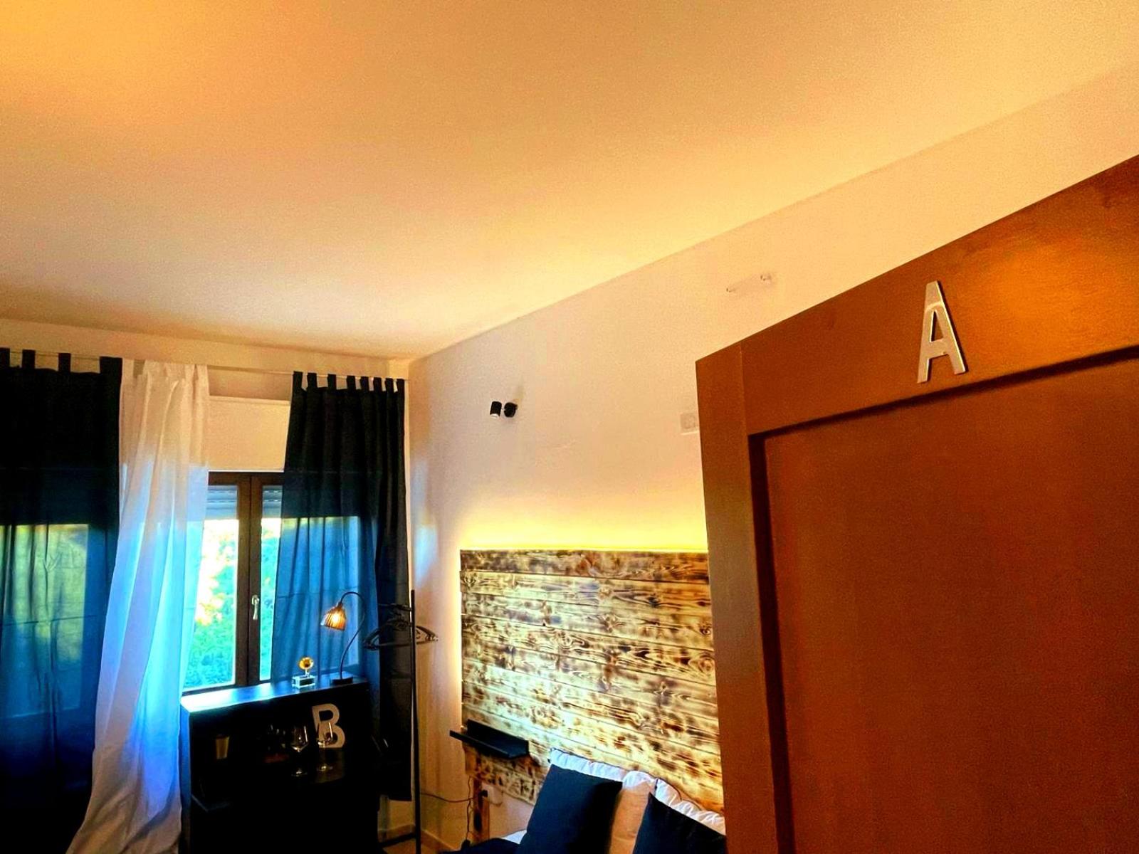 Valley View Apartment