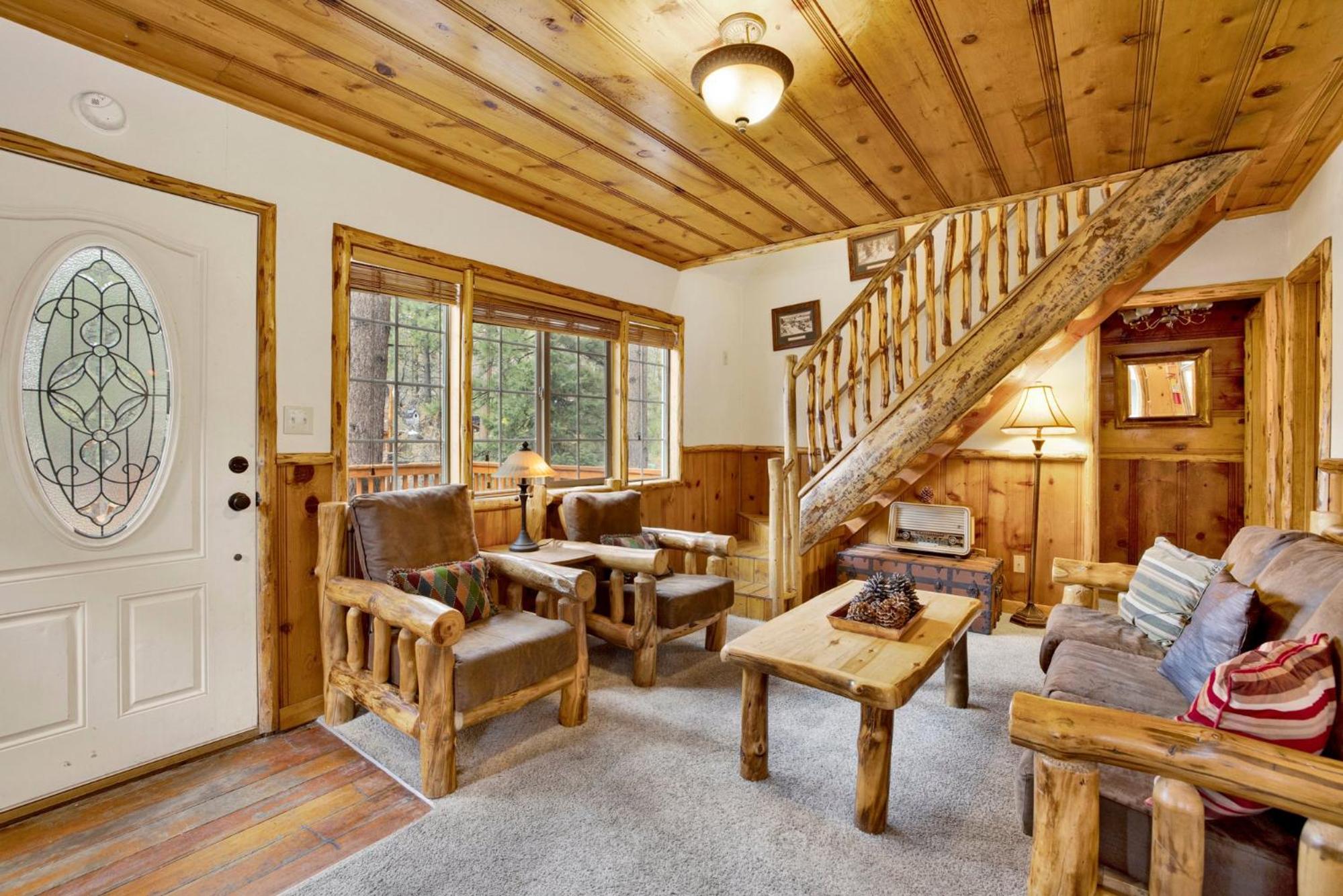 Nine pines lodge #537